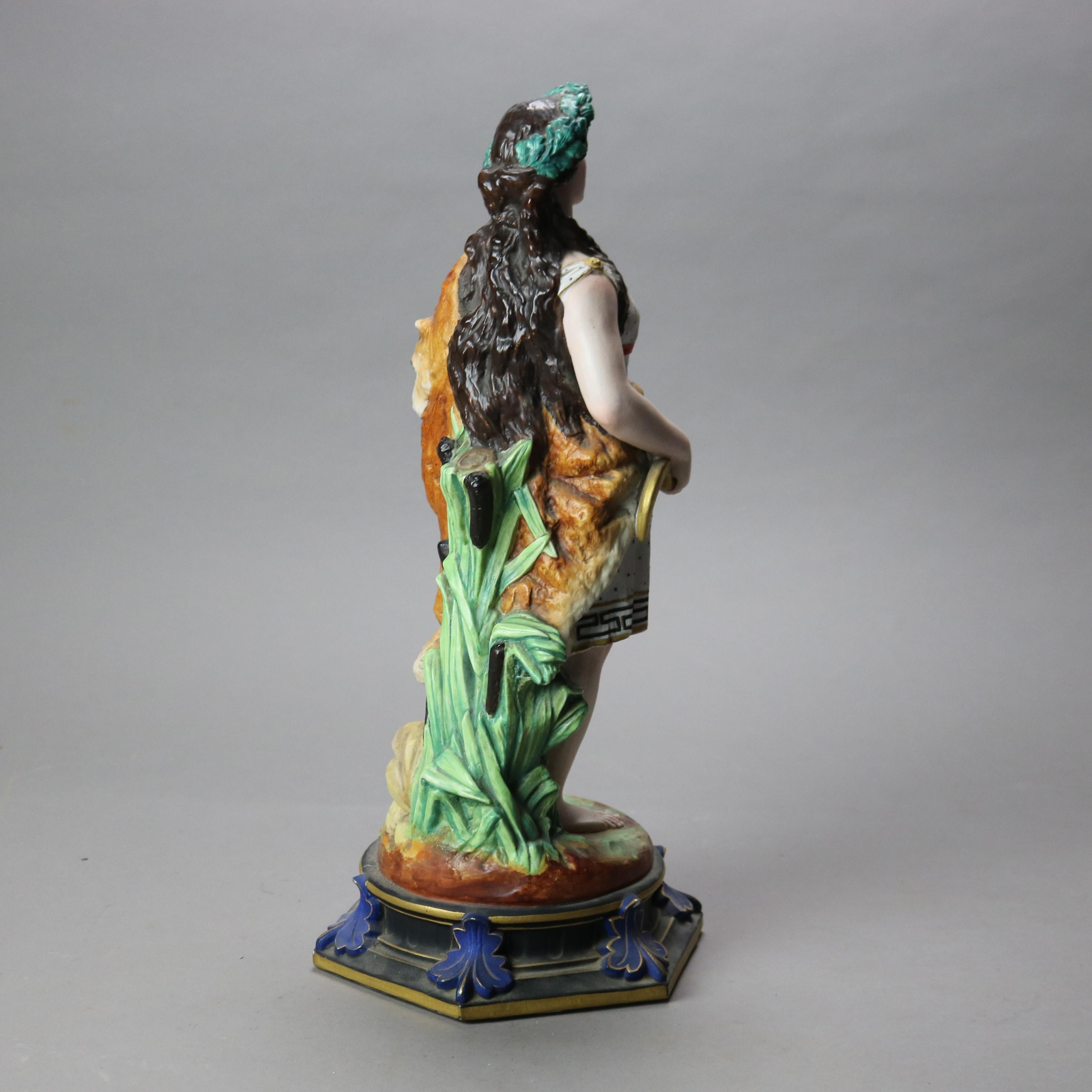 Antike handbemalte klassische Porzellanfiguren von Mann und Frau aus der Sevres-Schule im Angebot 2