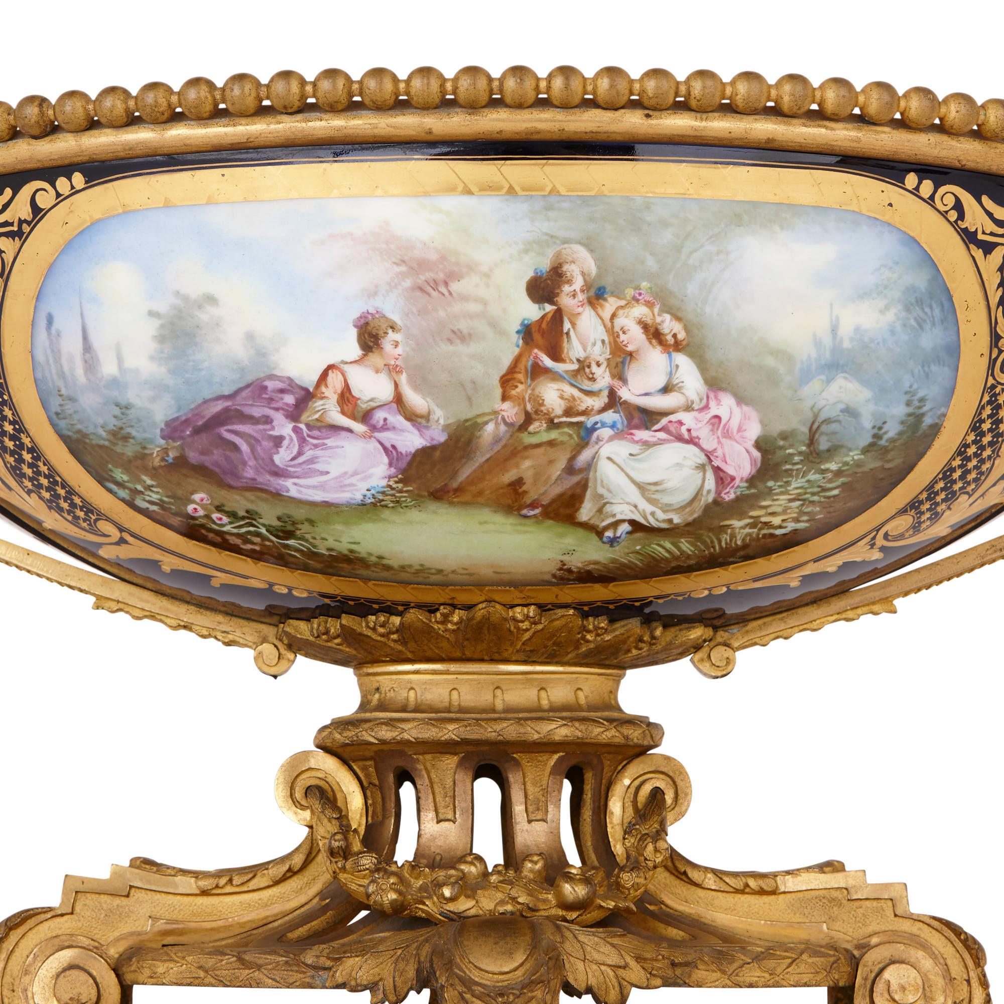 Antique Sèvres Style Porcelain and Gilt Bronze Centrepiece In Good Condition In London, GB