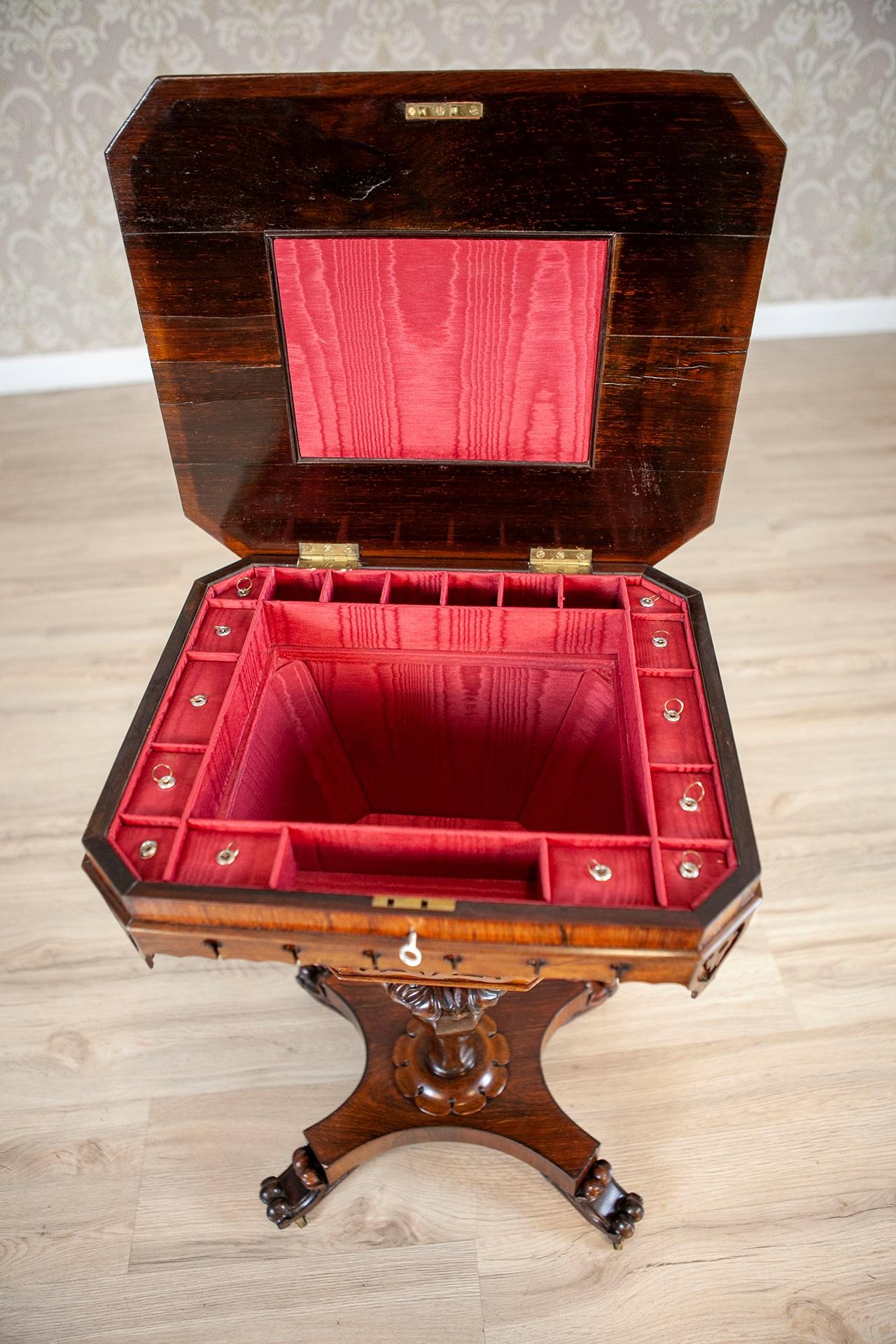 Table Biedermeier ancienne en bois de rose du 19ème siècle en vente 2