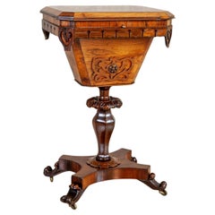 Antiker Biedermeier- Nähtisch aus Rosenholz aus dem 19. Jahrhundert