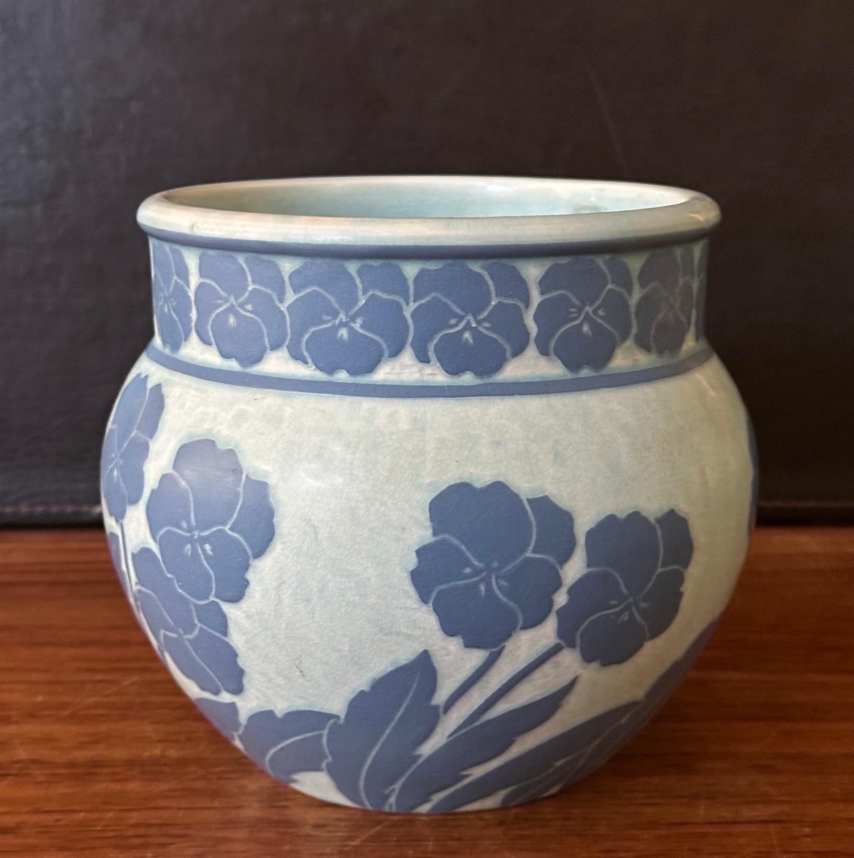 Vaso antico a graffito di Josef Ekberg per Gustafsberg in vendita 1