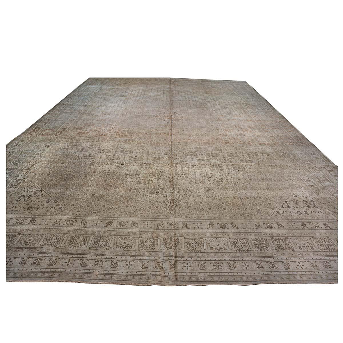 Antique Shabby Chic Distressed Persian Tabriz 13x18 Ivory & Tan Handmade Rug im Angebot 2
