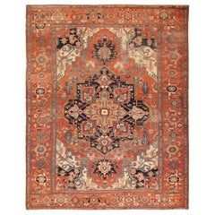 Antique Shabby Chic Persian Heriz Serapi Rug Antique Shabby Chic Persian Heriz Serapi Rug