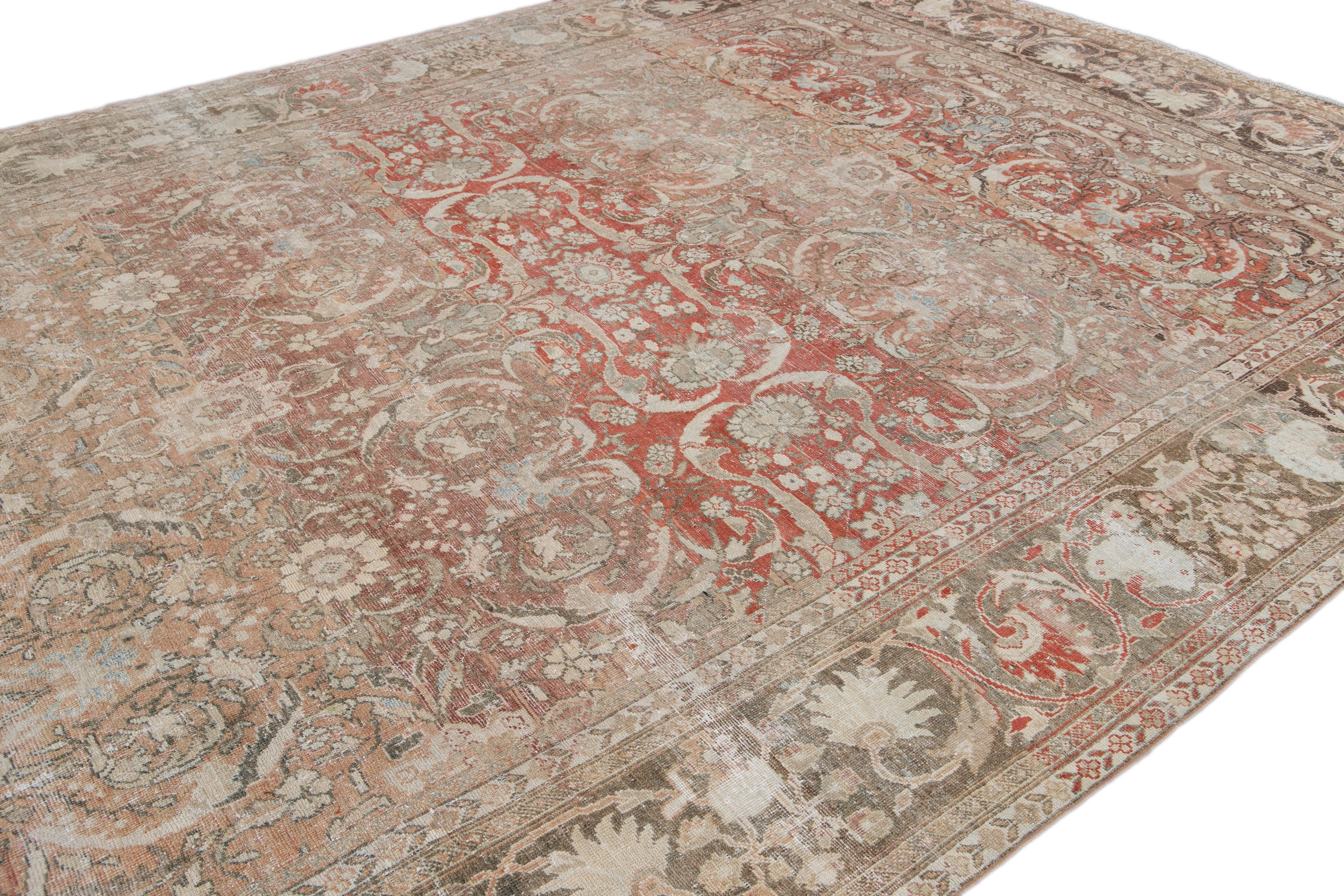 Tapis en laine antique Shabby Chic Red Mahal rouge Bon état - En vente à Norwalk, CT
