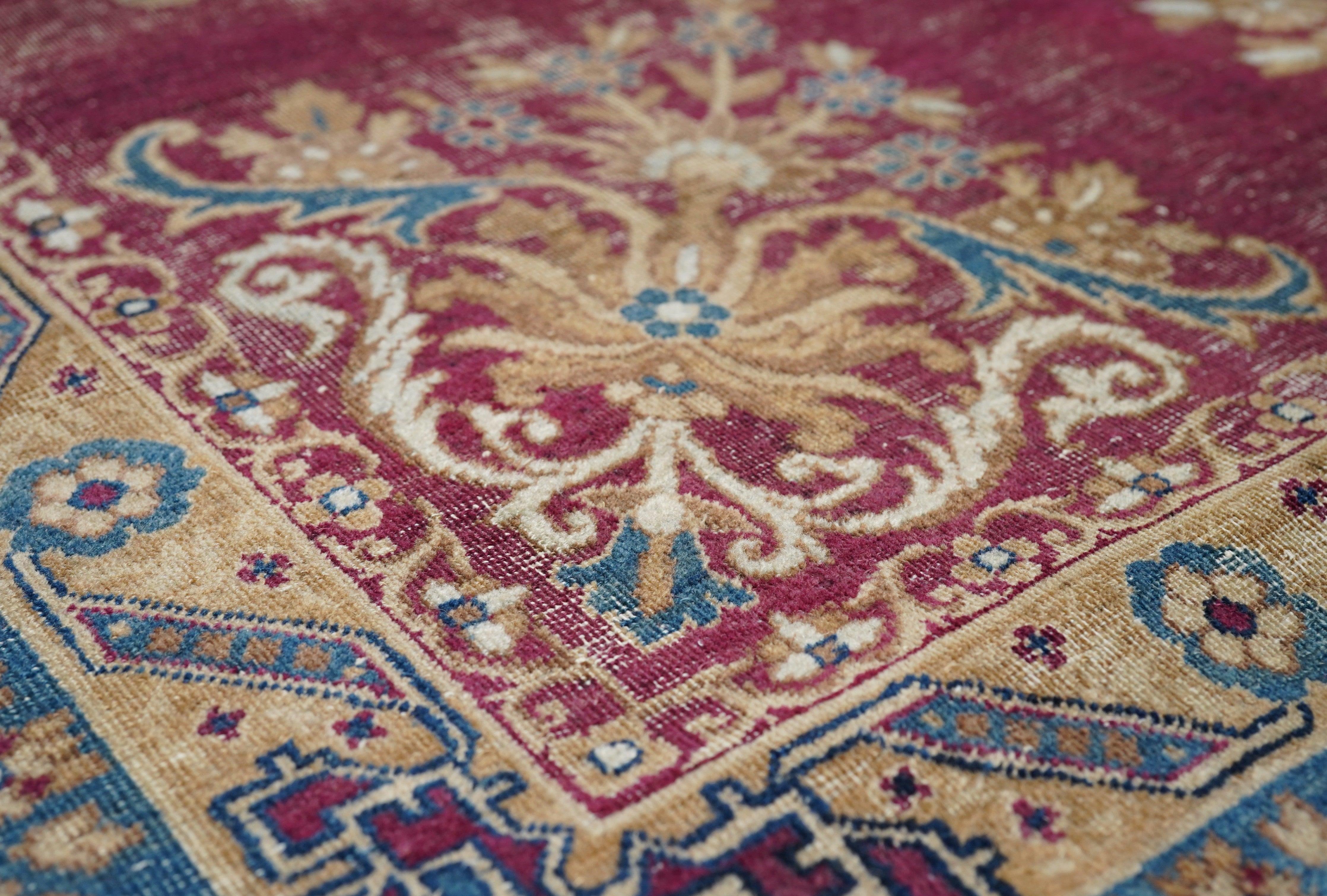 Turkmène Tapis ancien Shabi Sheek Kerman 5'4'' x 8'0'' (en anglais) en vente