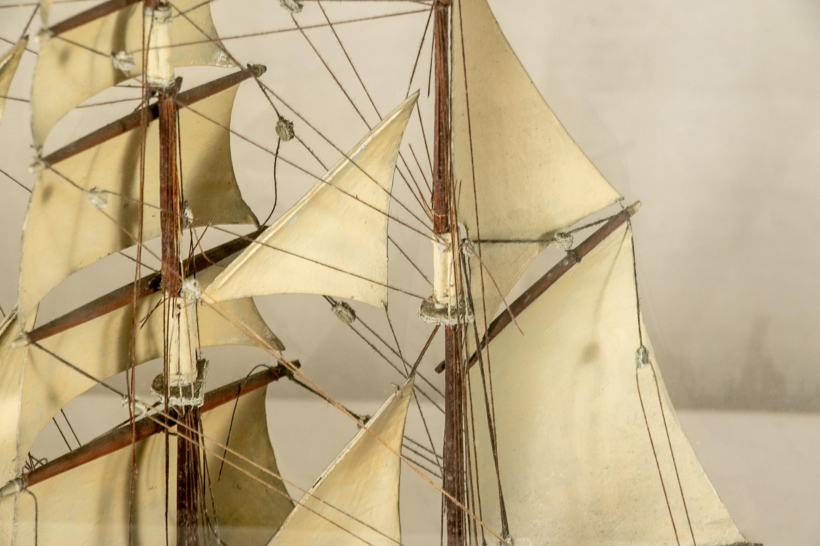 Antike Schaufenster Diorama mit Schiffsmodellen im Angebot 2