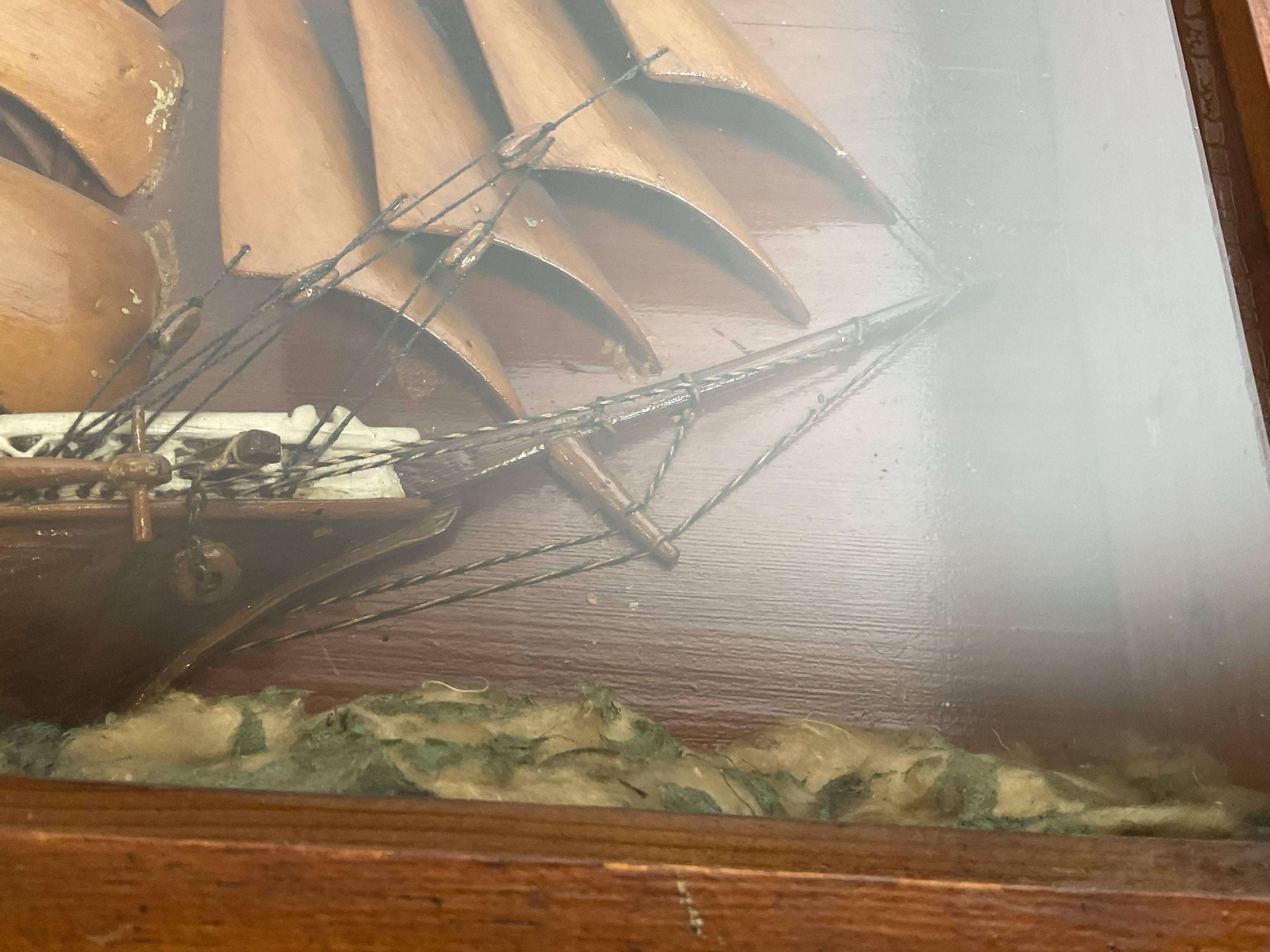 Antico modello di nave in Shadowbox in vendita 19