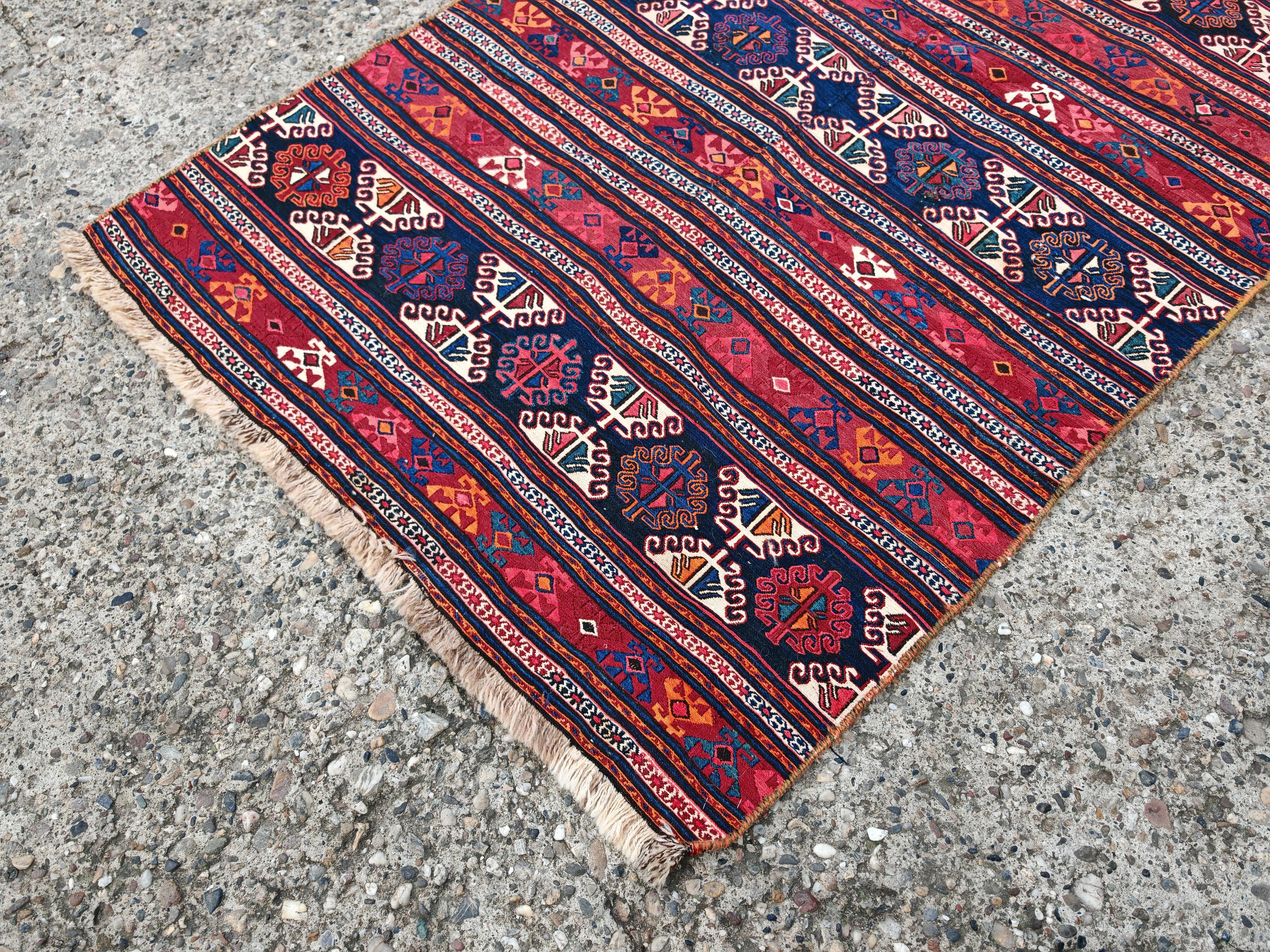 Antique Shahsavan Kilim in Sumak Technique, Azerbaijan 19th Century im Angebot 2