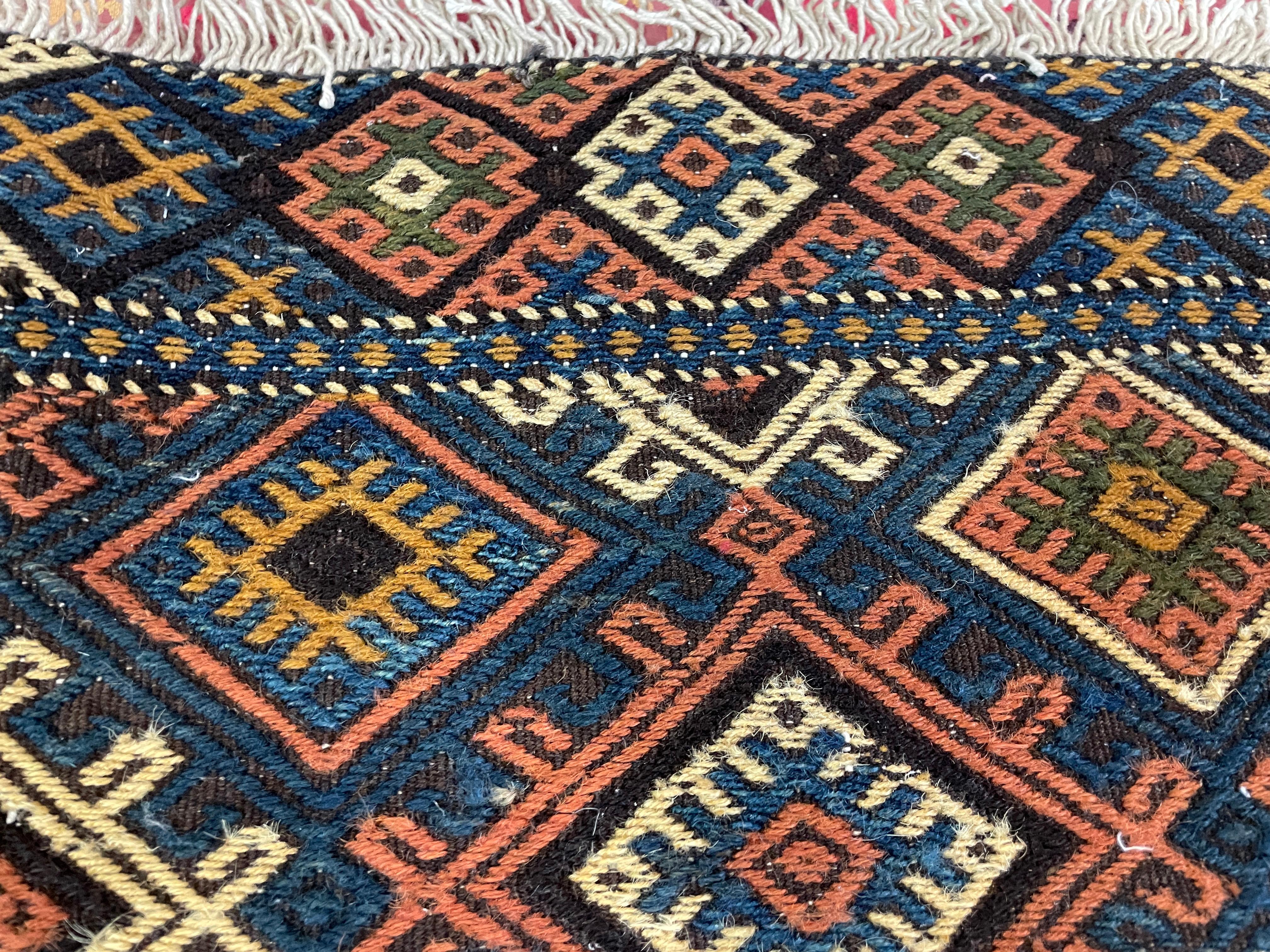 Persiano Antico Rug & Kilim di Shahsavan Soumak, c-1900, Una coppia in vendita