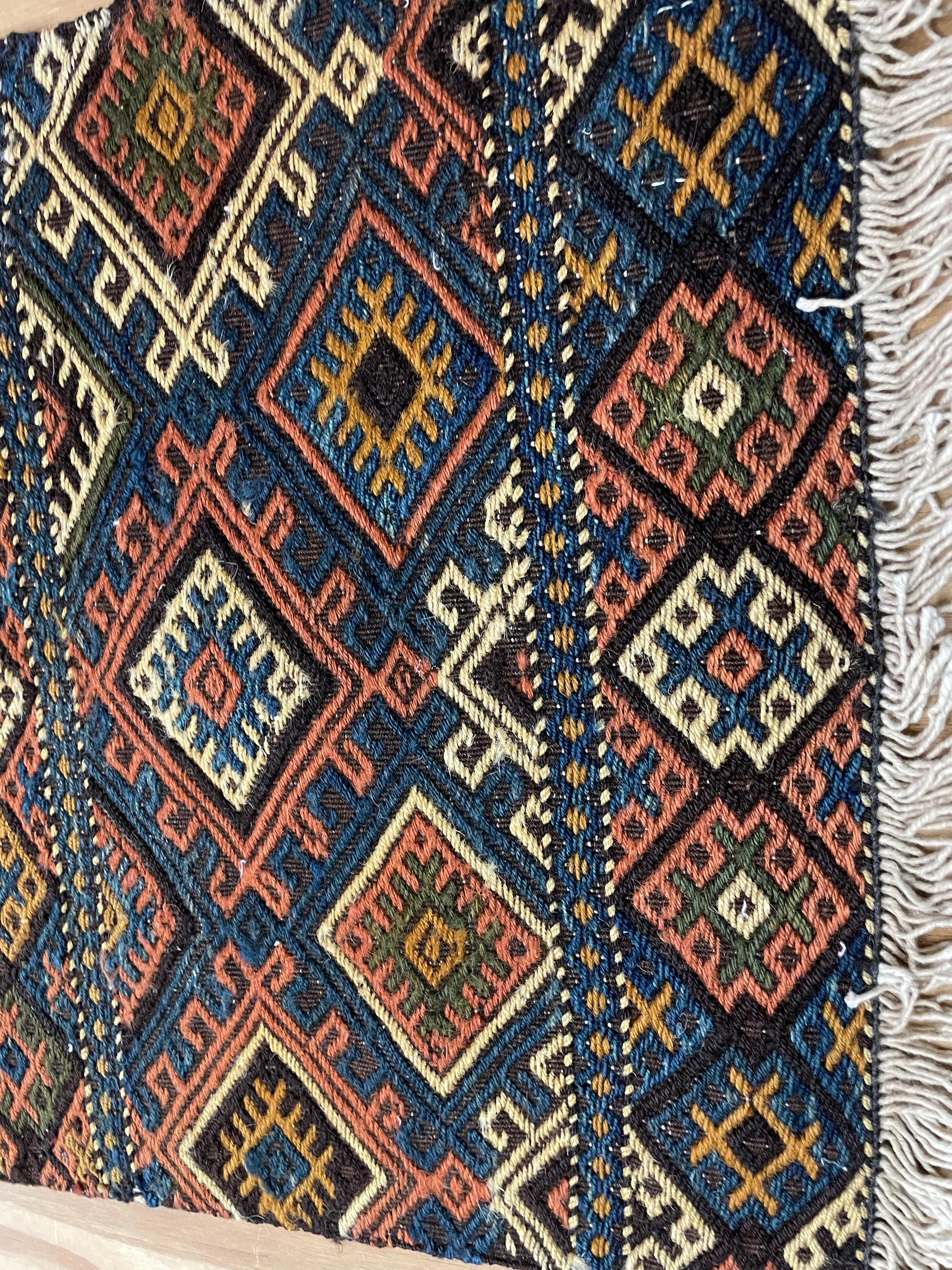 XX secolo Antico Rug & Kilim di Shahsavan Soumak, c-1900, Una coppia in vendita