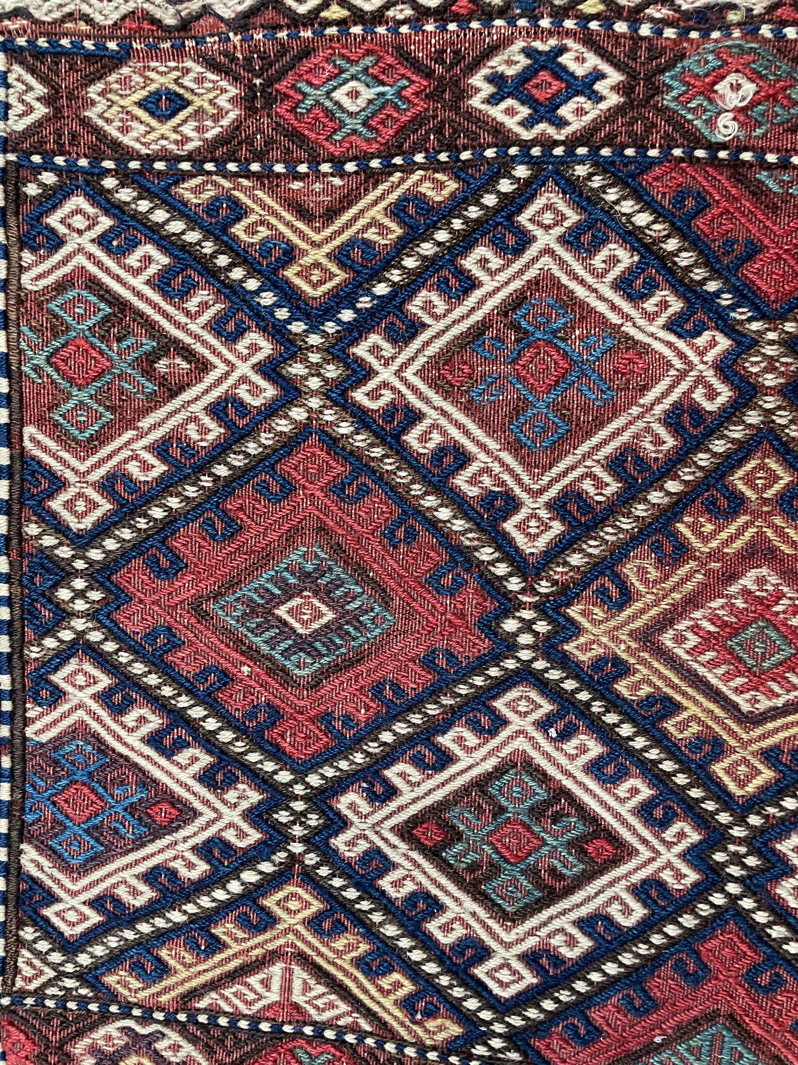 Antico kilim/tappeto Shahsavan Soumak, anni '90 circa In condizioni ottime in vendita a Evanston, IL