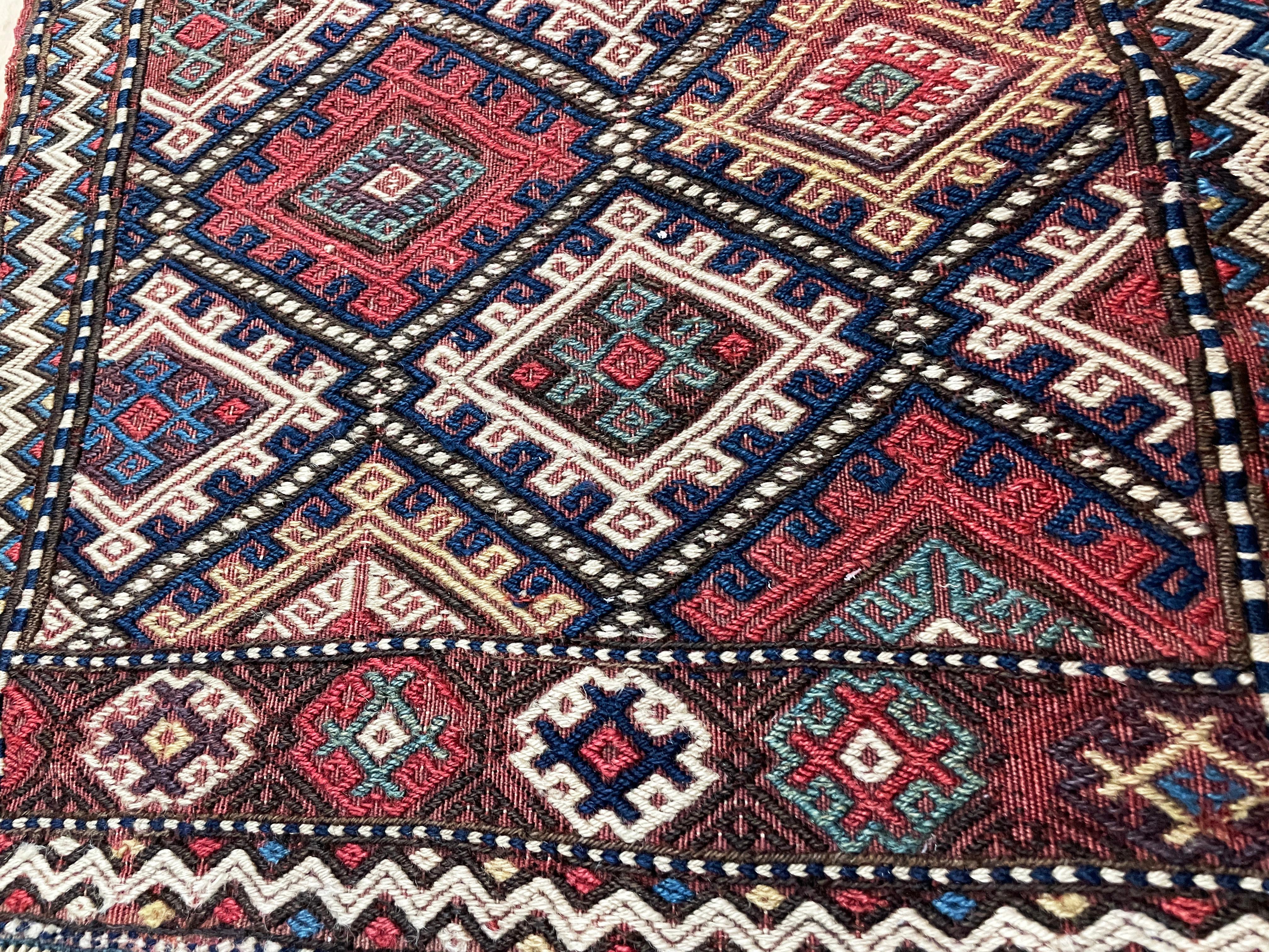 XX secolo Antico kilim/tappeto Shahsavan Soumak, anni '90 circa in vendita