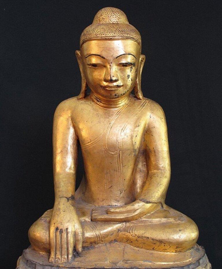 Antique Shan Buddha Statue from Burma For Sale 5