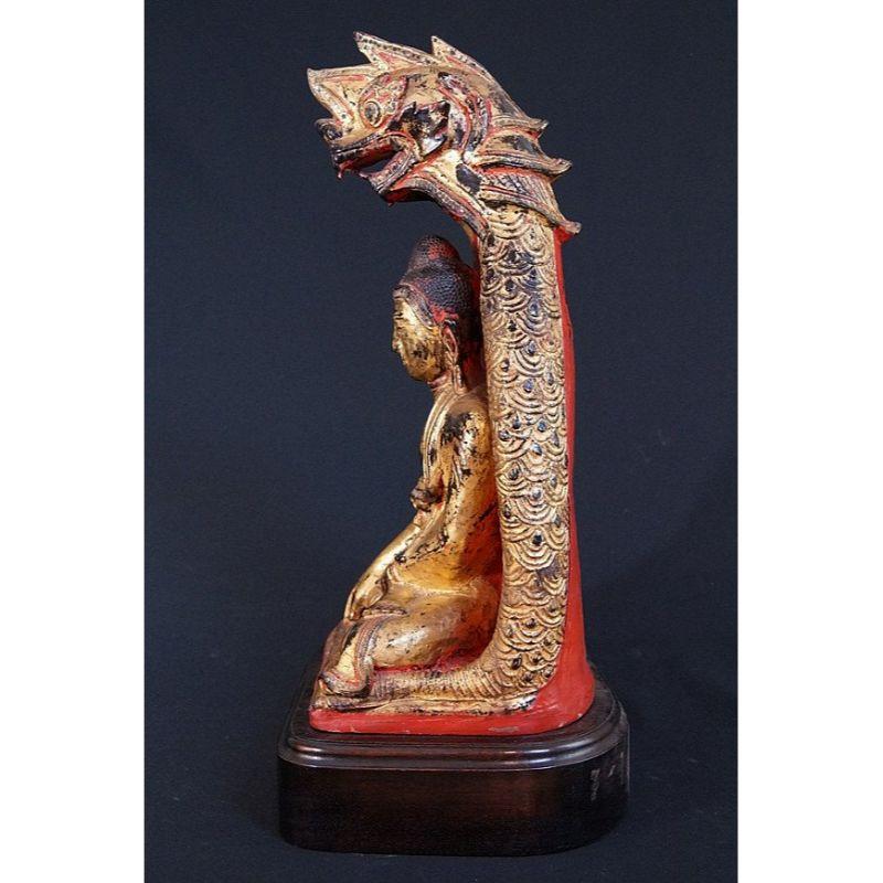 Bouddha Shan ancien avec Naga de Birmanie Bon état - En vente à DEVENTER, NL
