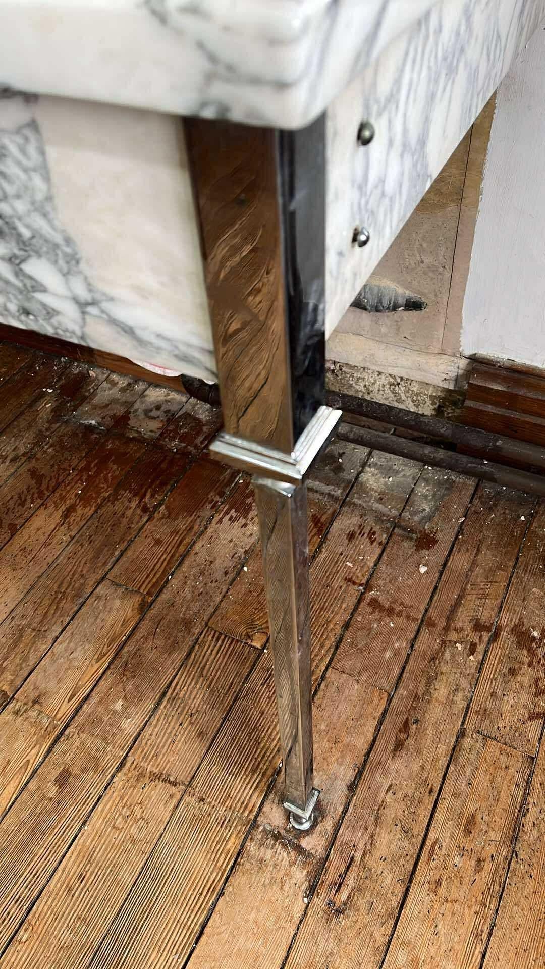 Acciaio Antico lavabo in marmo di Shanks & Co, raro e completo in vendita