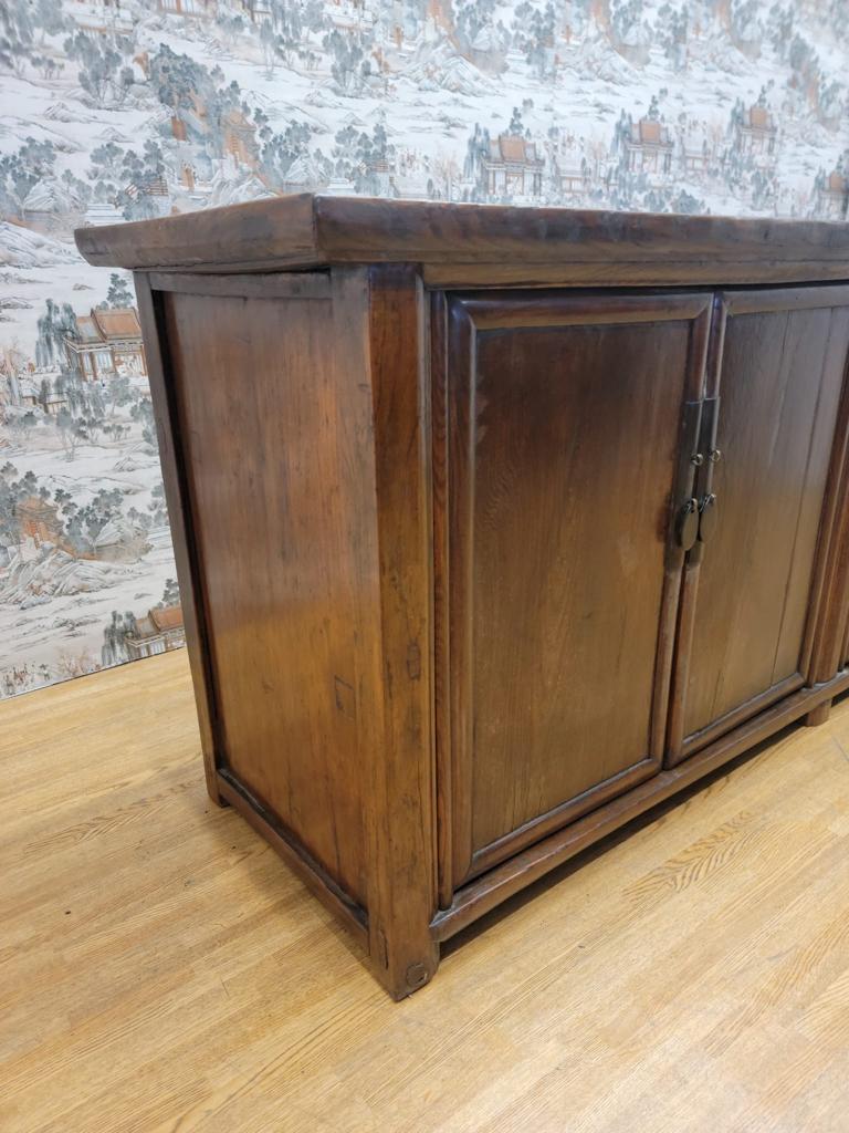 Wood Antique Shanxi Province Elm and Brown Lacquer Sideboard For Sale