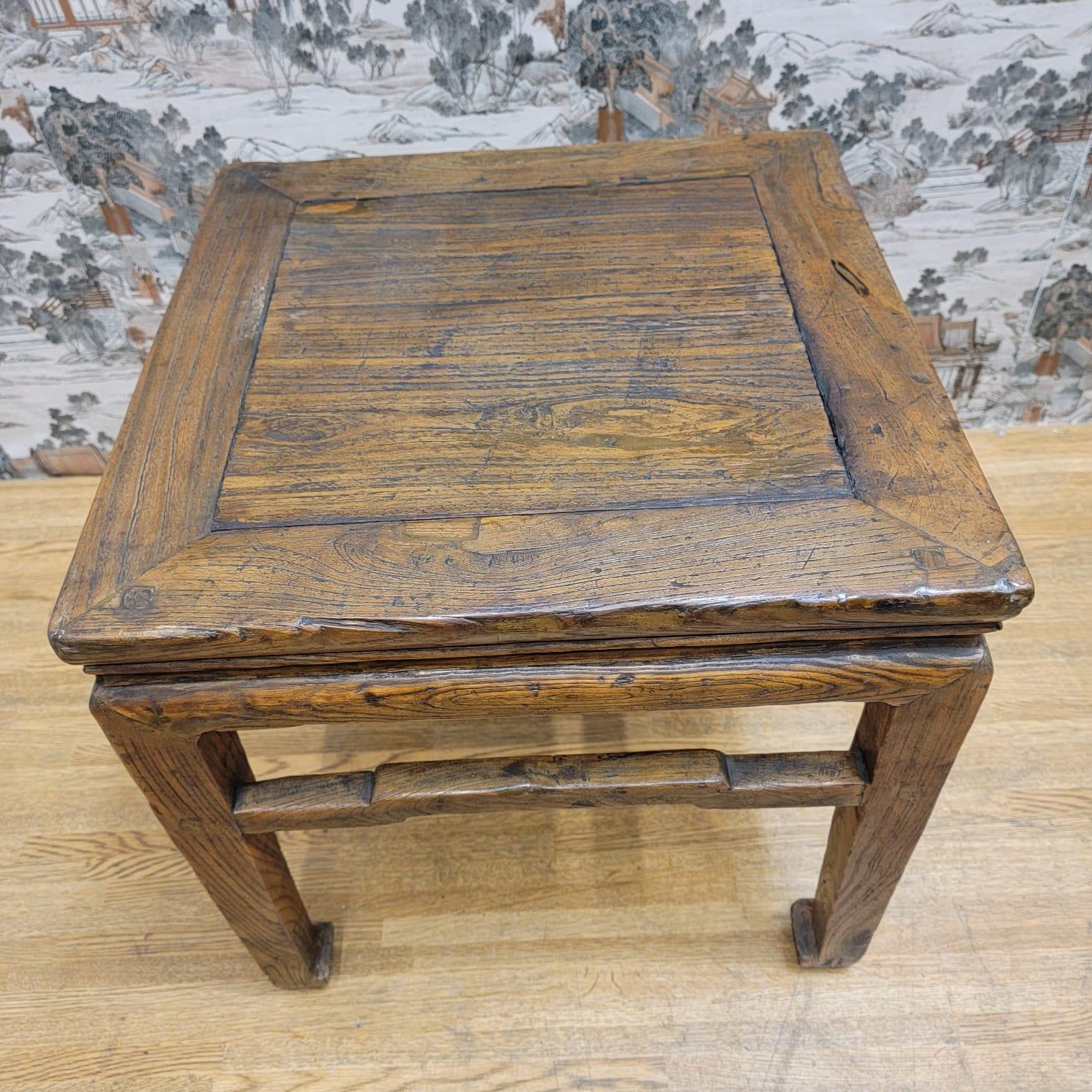 Early 20th Century Antique Shanxi Province Elm Natural Patina Square Side Table For Sale