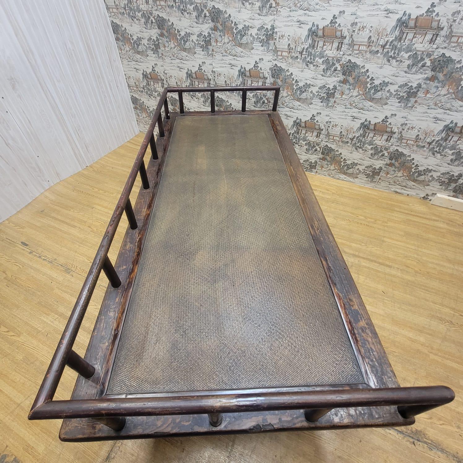 Hand-Carved Antique Shanxi Province Elm Opium Bed For Sale