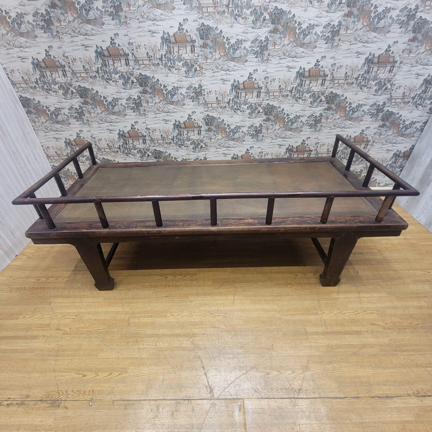 Early 20th Century Antique Shanxi Province Elm Opium Bed For Sale