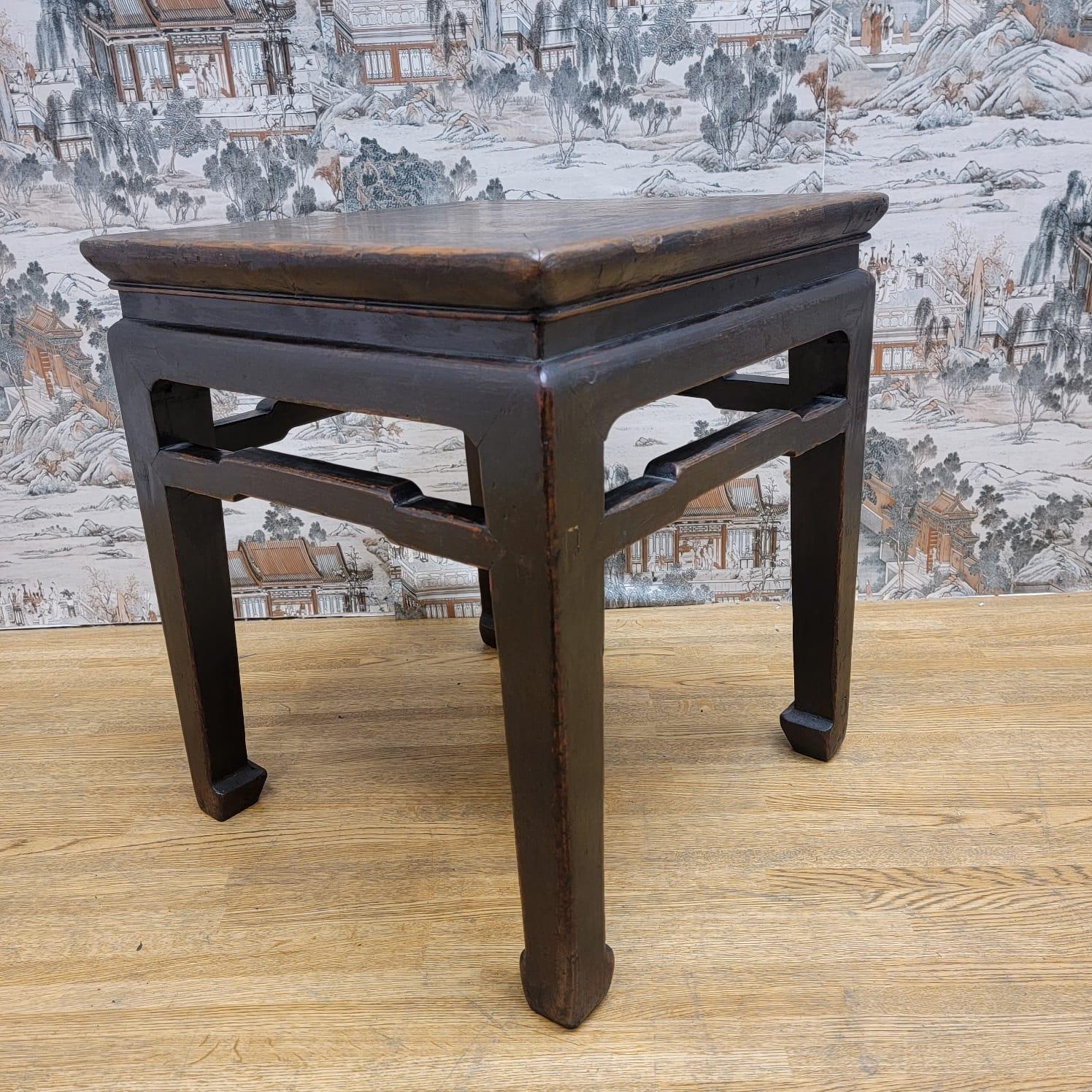 Antique Shanxi Province elm square side table - pair

These rare side tables are from the Shanxi Province of China. They are made of elm and have their original color and patina.

Circa 1900

Measures: H 21”
W 20”
D 20”.