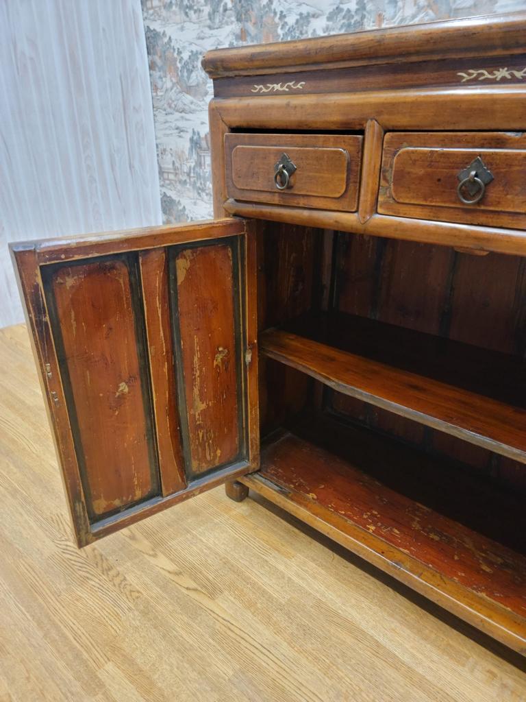 Antique Shanxi Province Elmwood Nightstand Sideboard In Good Condition For Sale In Chicago, IL