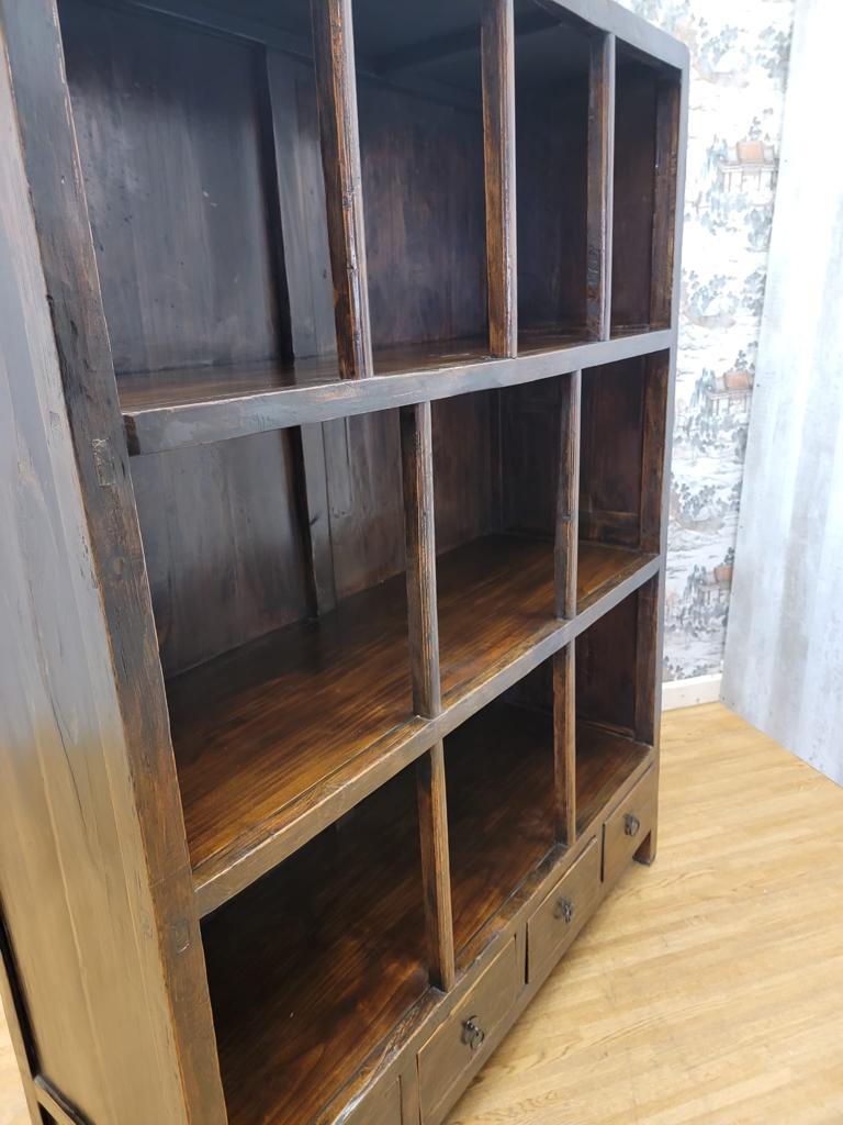Early 20th Century Antique Shanxi Province Elmwood Open Shelf Display Bookcase with Original Brown  For Sale