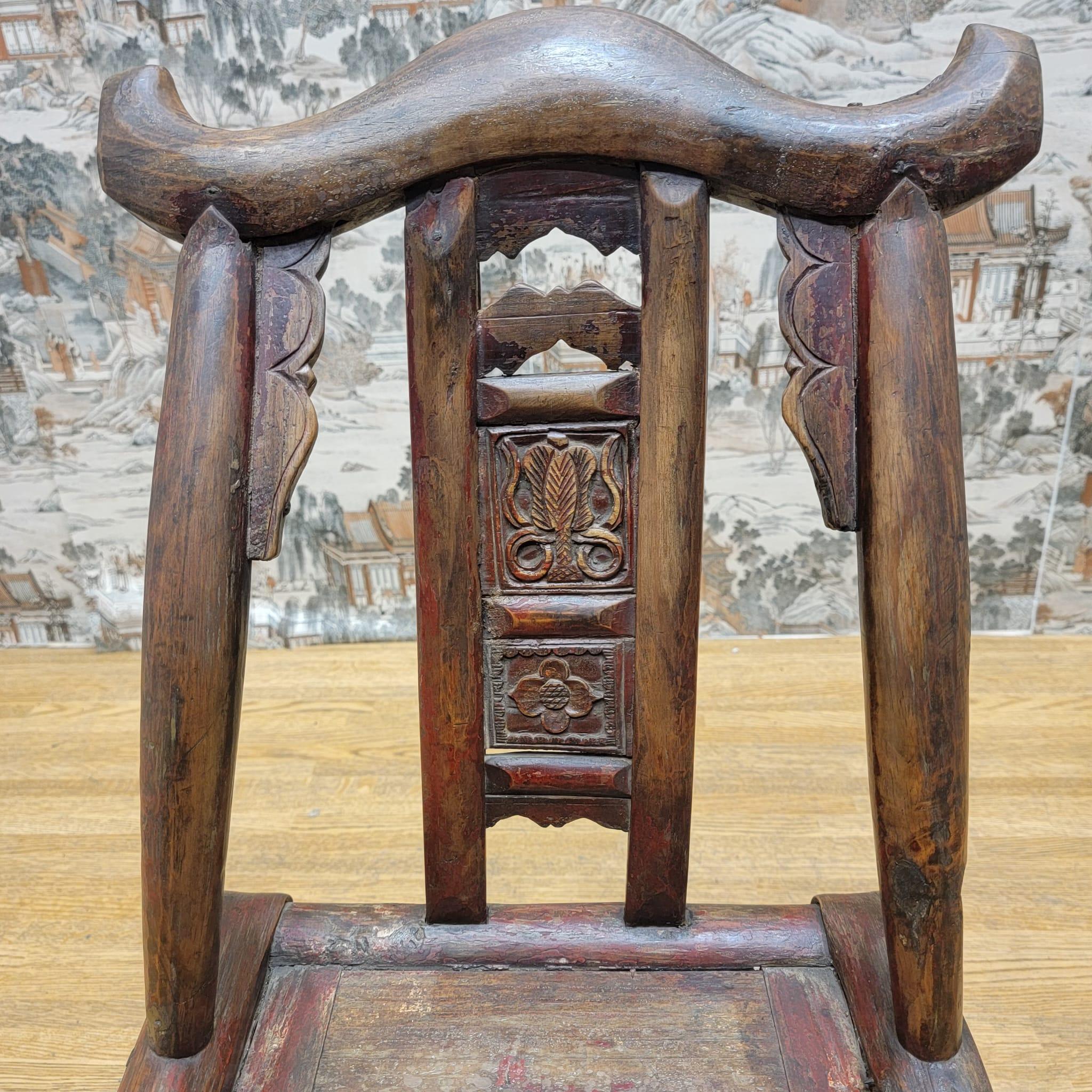  Antique Shanxi Province Hand Carved Elm Child Chair In Good Condition For Sale In Chicago, IL
