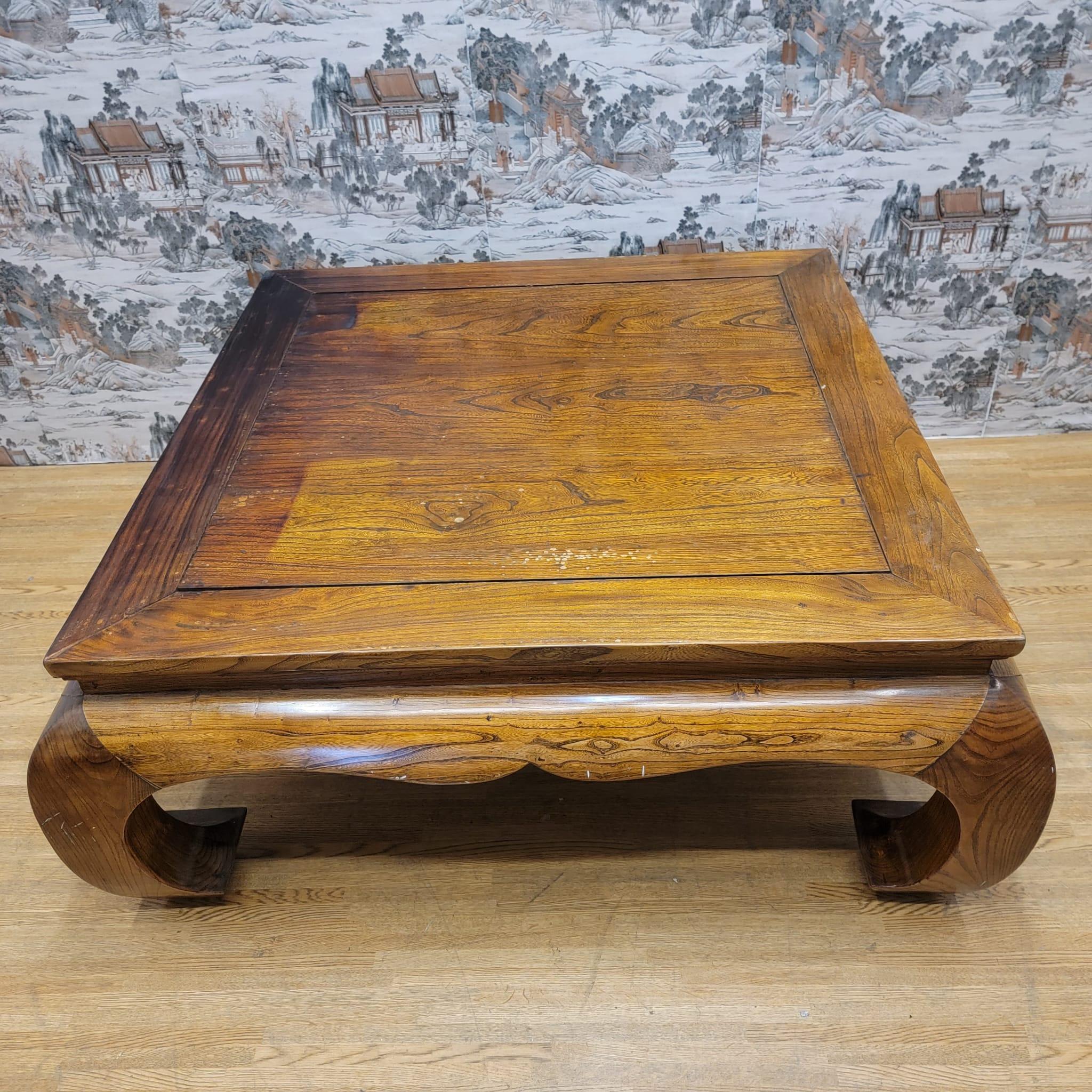 Antique Shanxi Province Kang style natural Elm coffee table

This antique Shanxi Province elm coffee table in the kang style has its original color and patina. 

Circa: 1900

Dimensions:

W: 48