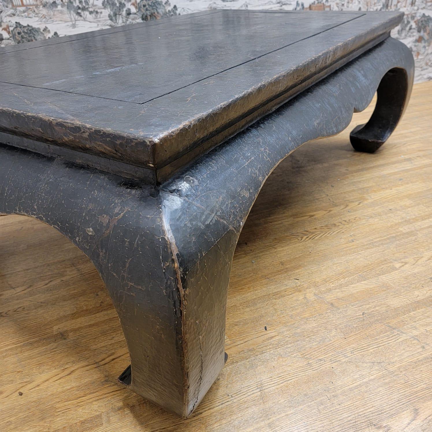 Antique Shanxi Province Linen Wrapped Lacquered Elm Kang Style Coffee Table

Circa: 1900

Dimensions:

W: 50