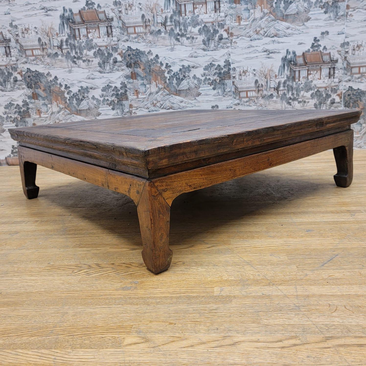 Antique Shanxi Province Natural Color and Patina Elm Coffee Table For Sale 2