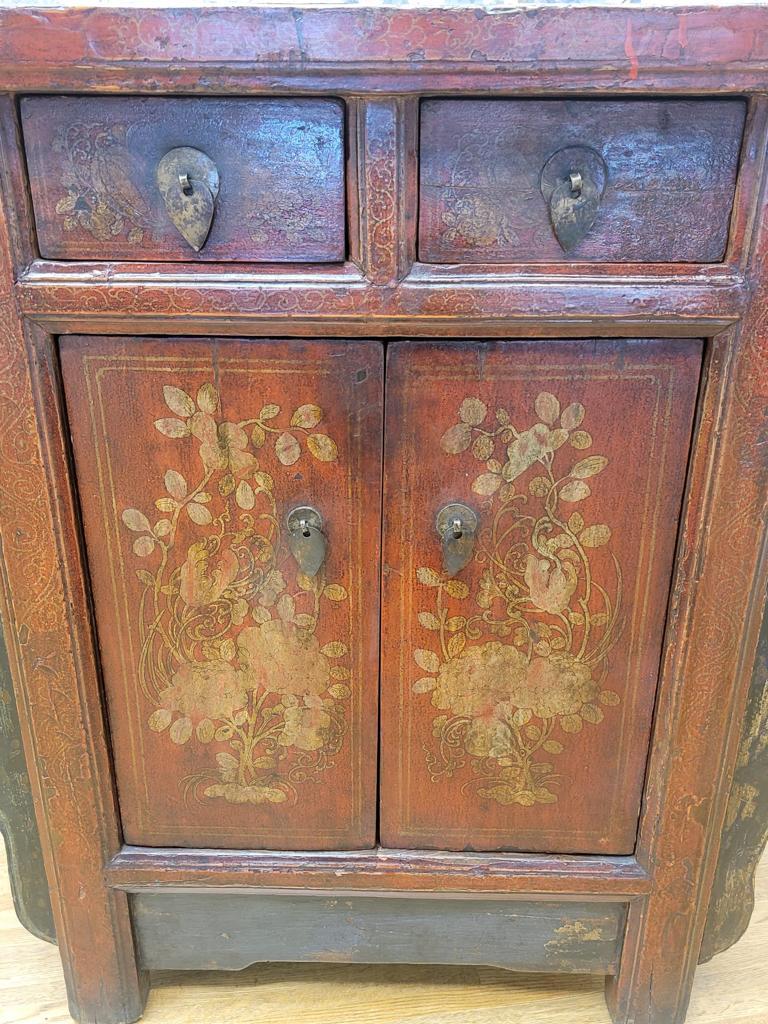 Antique Shanxi Province Winged Red Lacquer Painted Small Cabinet In Good Condition For Sale In Chicago, IL