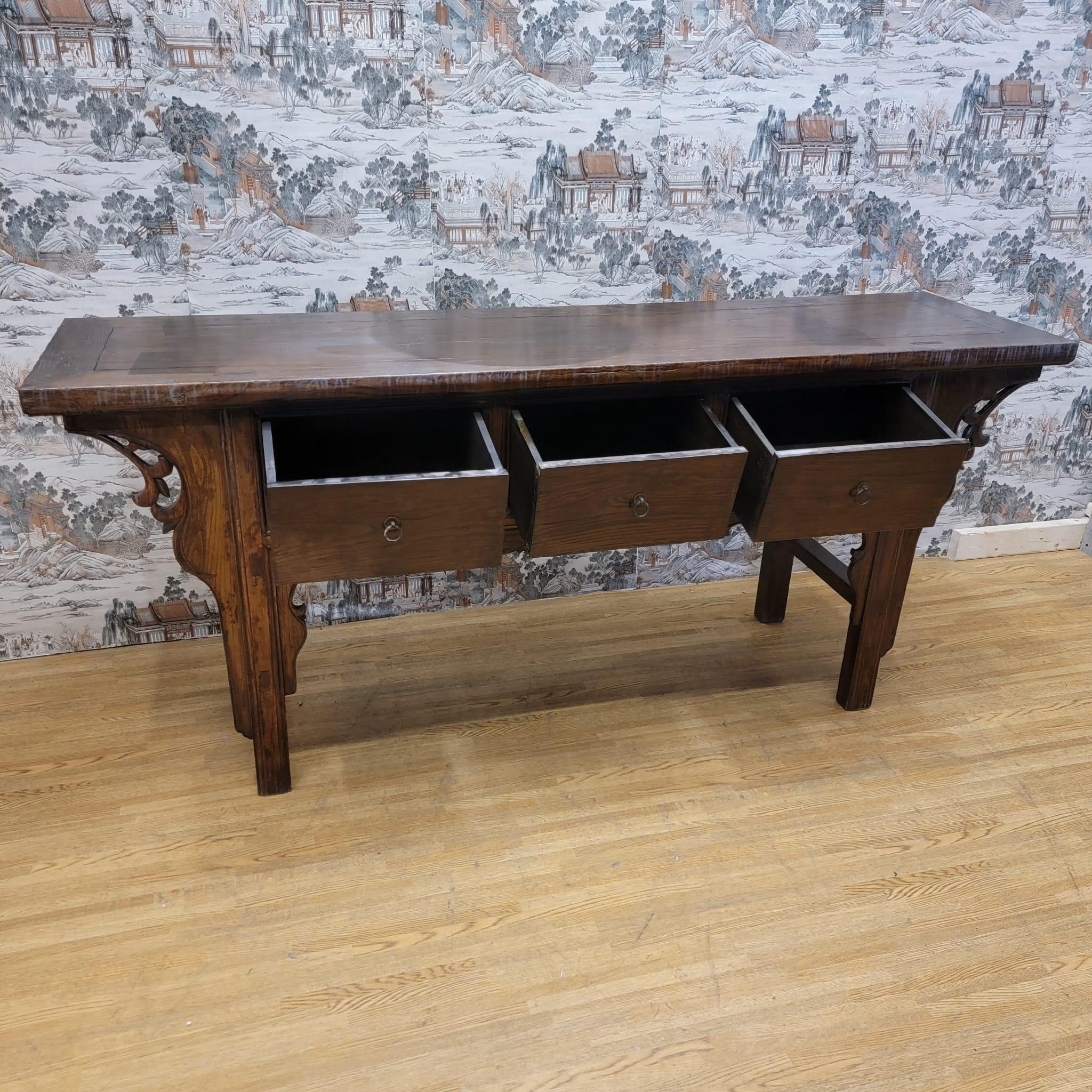 Antique Shanxi Province Winged Elm Sideboard with 3 Drawers 1