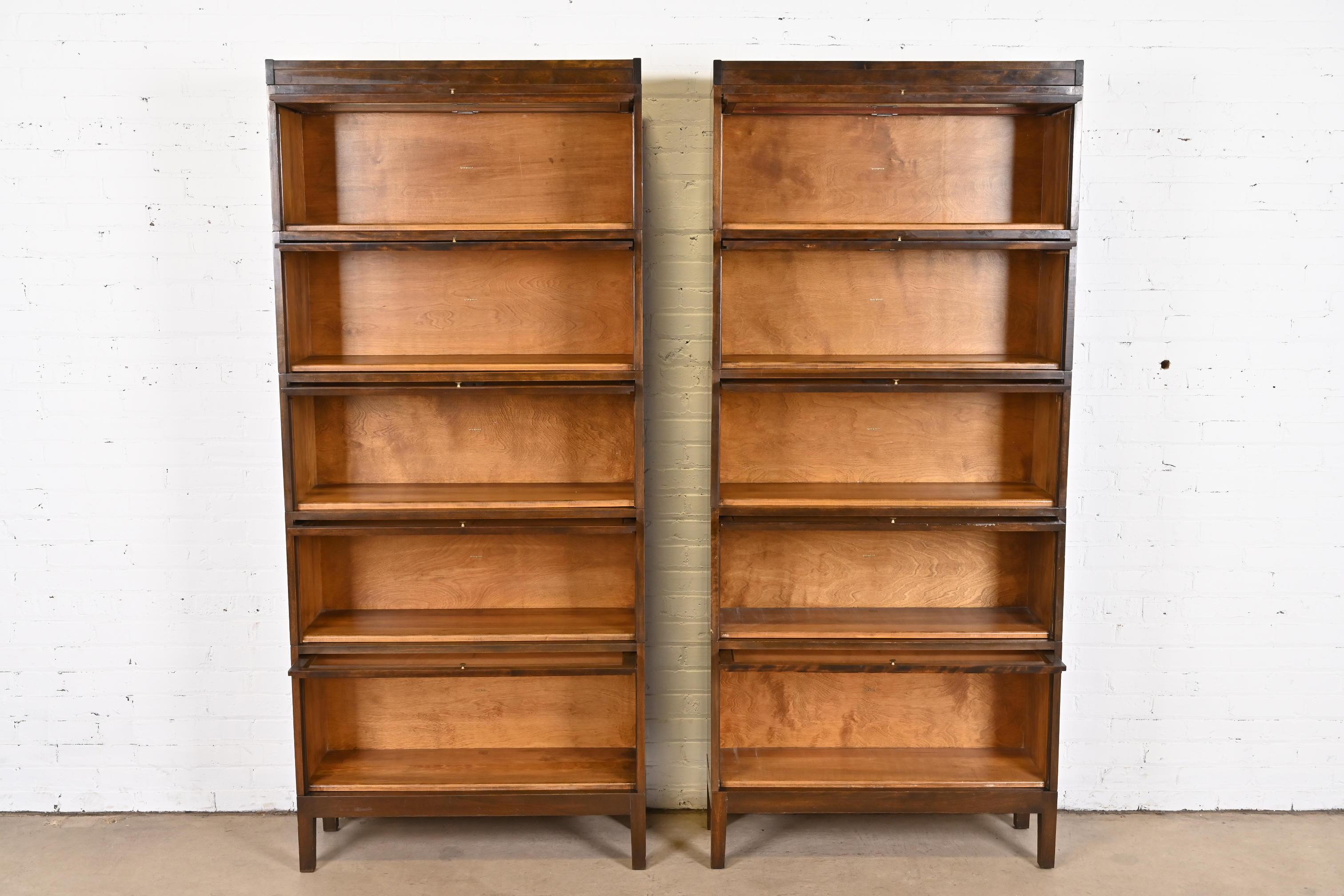 Antique Shaw Walker Arts & Crafts Mahogany Five-Stack Barrister Bookcases, Pair In Good Condition In South Bend, IN
