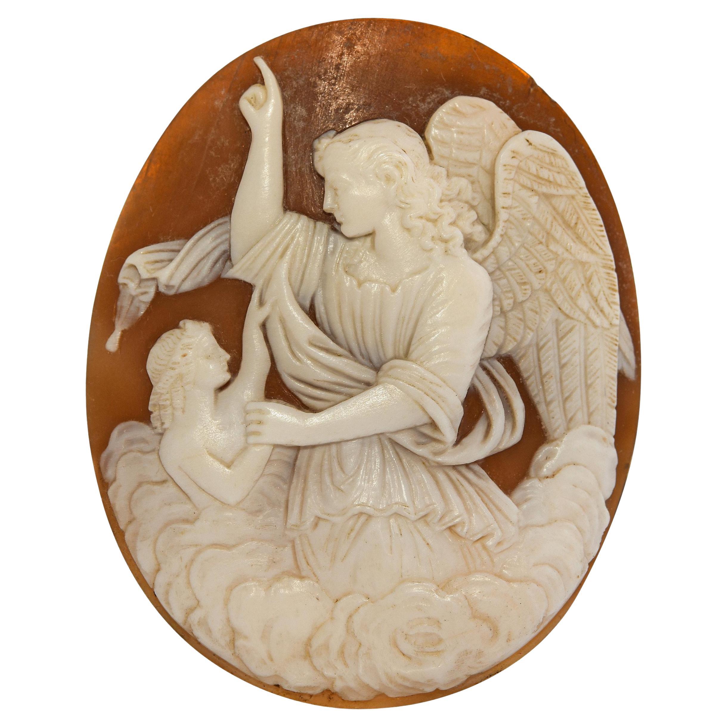 Antiguo Ángel de Camafeo de Concha con un Niño Pequeño que Murió Camafeo Suelto en venta
