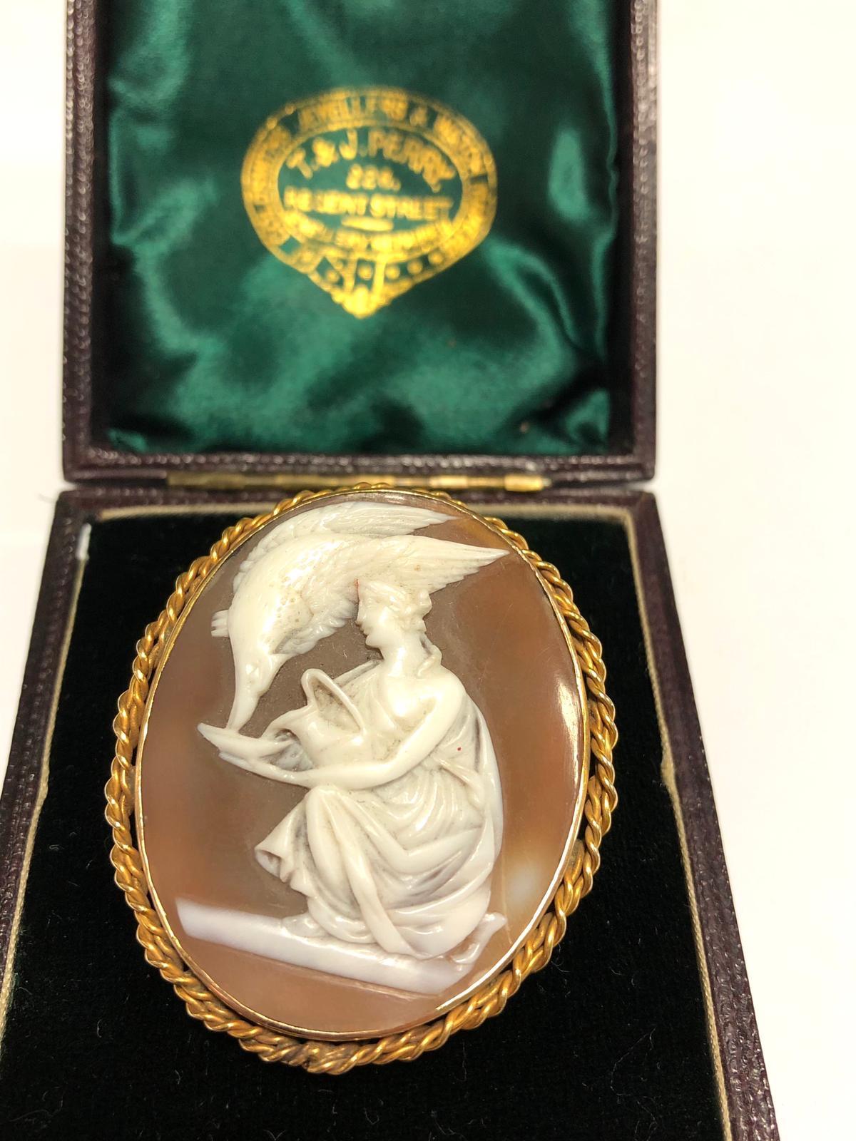 Victorian Antique Shell Cameo Brooch