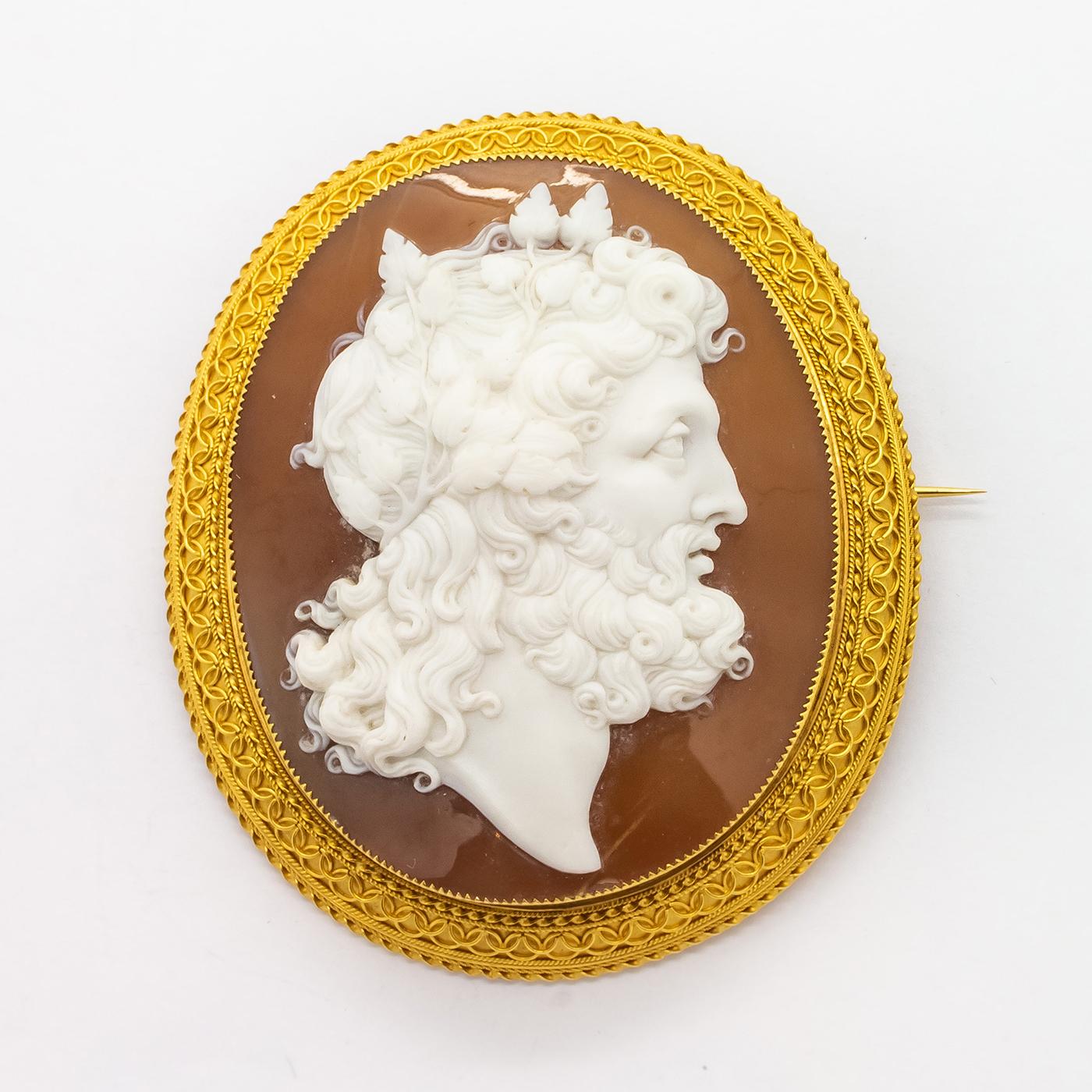 Antique Shell Gold Cameo Brooch, Circa 1875 In Good Condition In London, GB