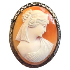 Vintage Shell Cameo Brooch Young Lady, late 1800s