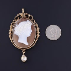 Antique Shell Cameo Pendant of 12k Gold