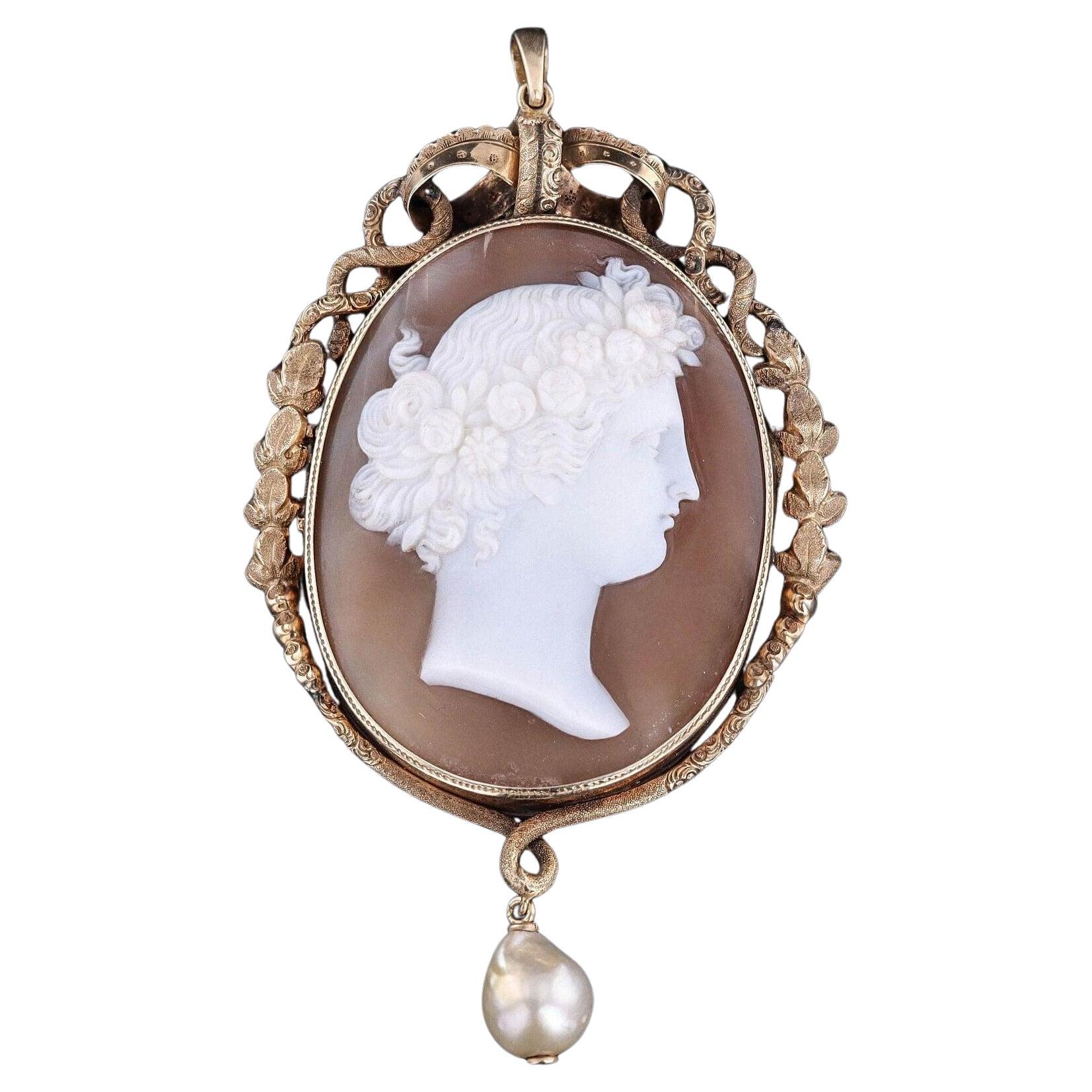 Antique Shell Cameo Pendant of 12k Gold