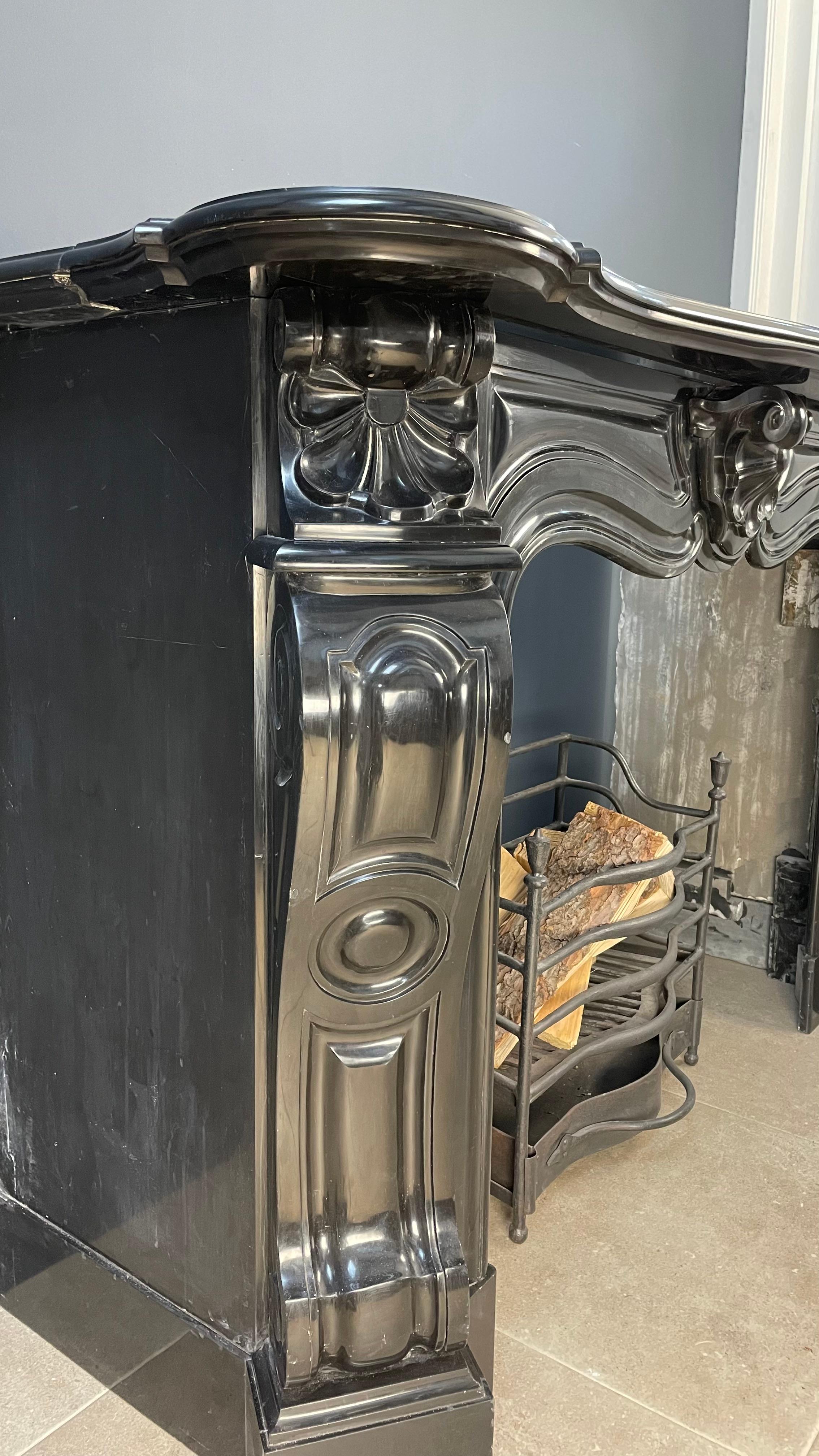 19th Century Antique Shell Circulation Fireplace in Black Noir De Mazy Marble For Sale