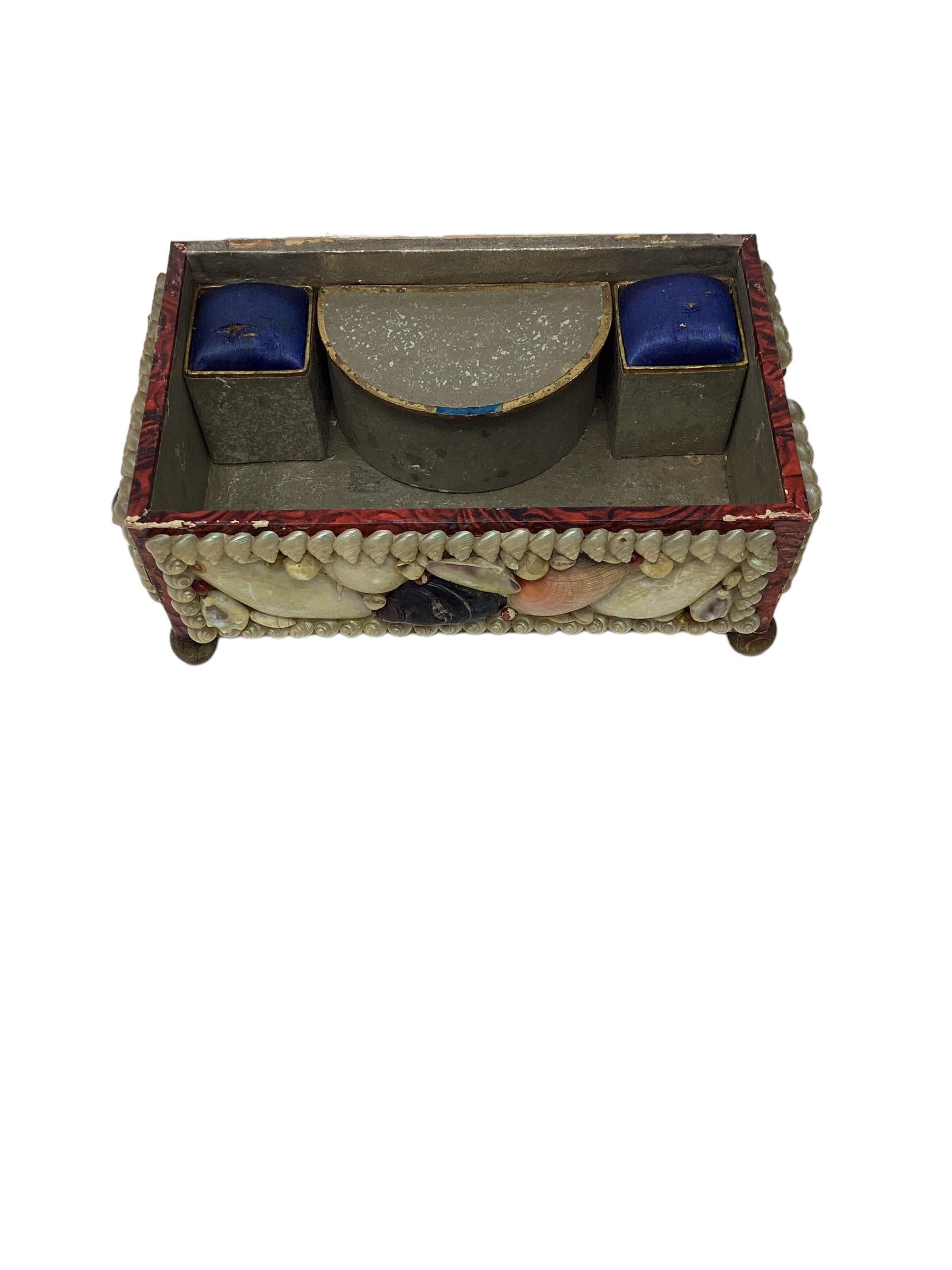 Antique Shell Encrusted Box In Good Condition In Chapel Hill, NC