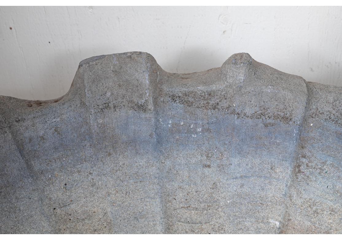XIXe siècle Bassin de jardin antique en plomb en forme de coquillage en vente