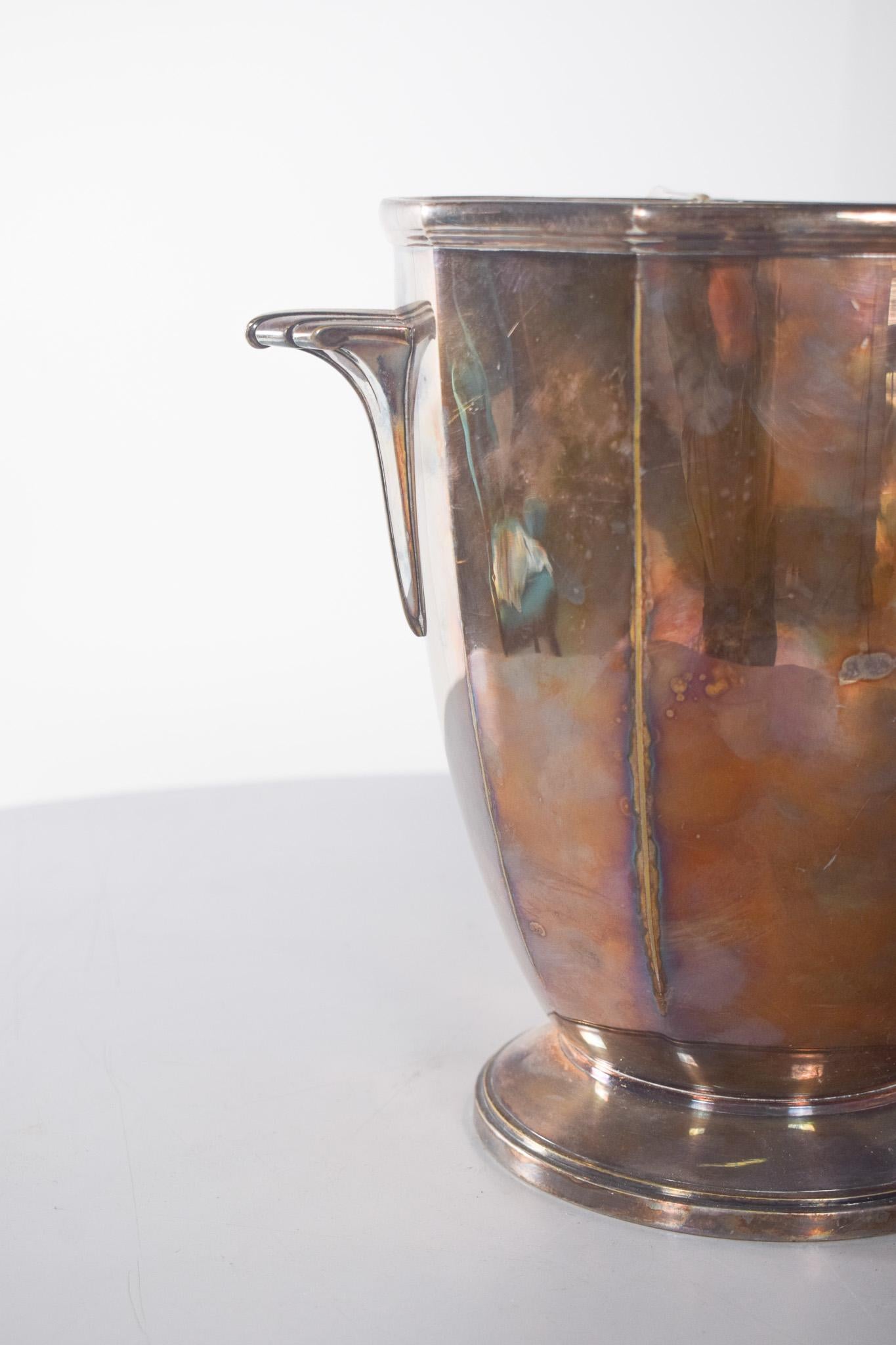 French Antique Shell Ice Bucket in Silver For Sale