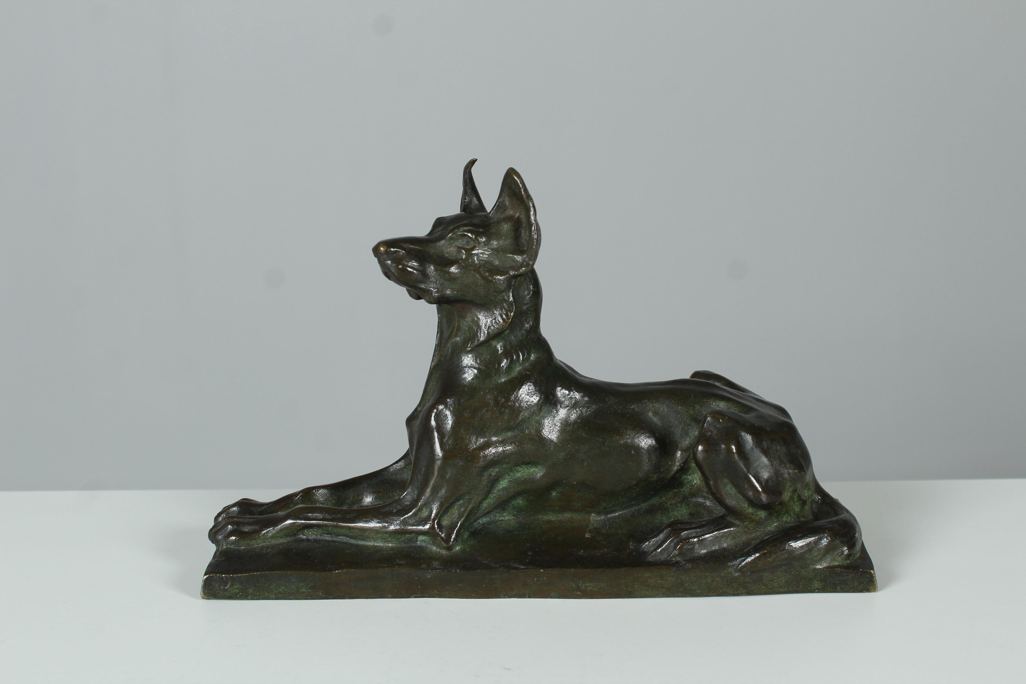 Exceptional sculpture of an German Shepherd by the french artist Charles Louis Eugène Virion (born in Ajaccio 1865, until 1946).
Nicely chiseled and patinated bronze work.
Signed at the plinth 