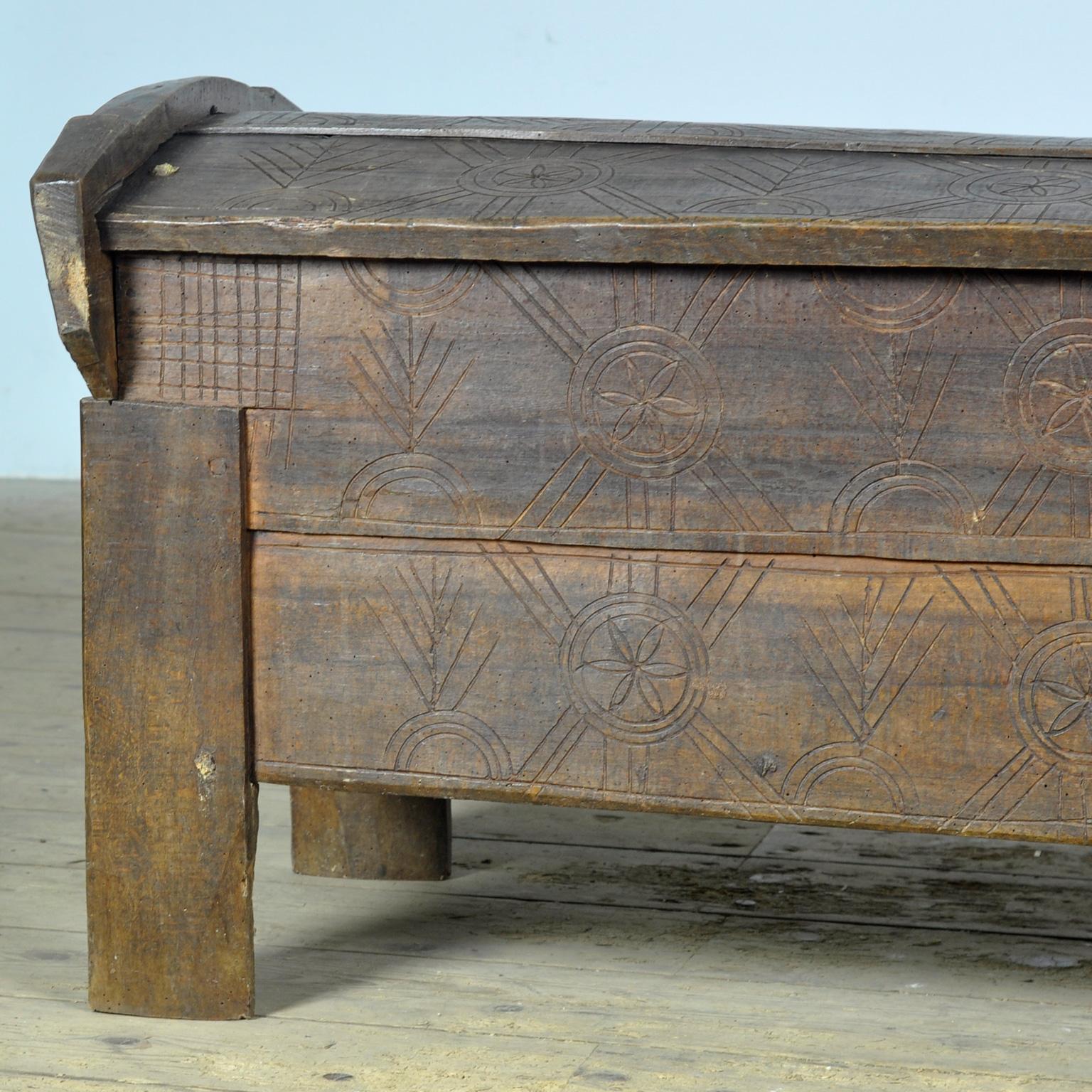Antique shepherd’s chest, 1850s 6