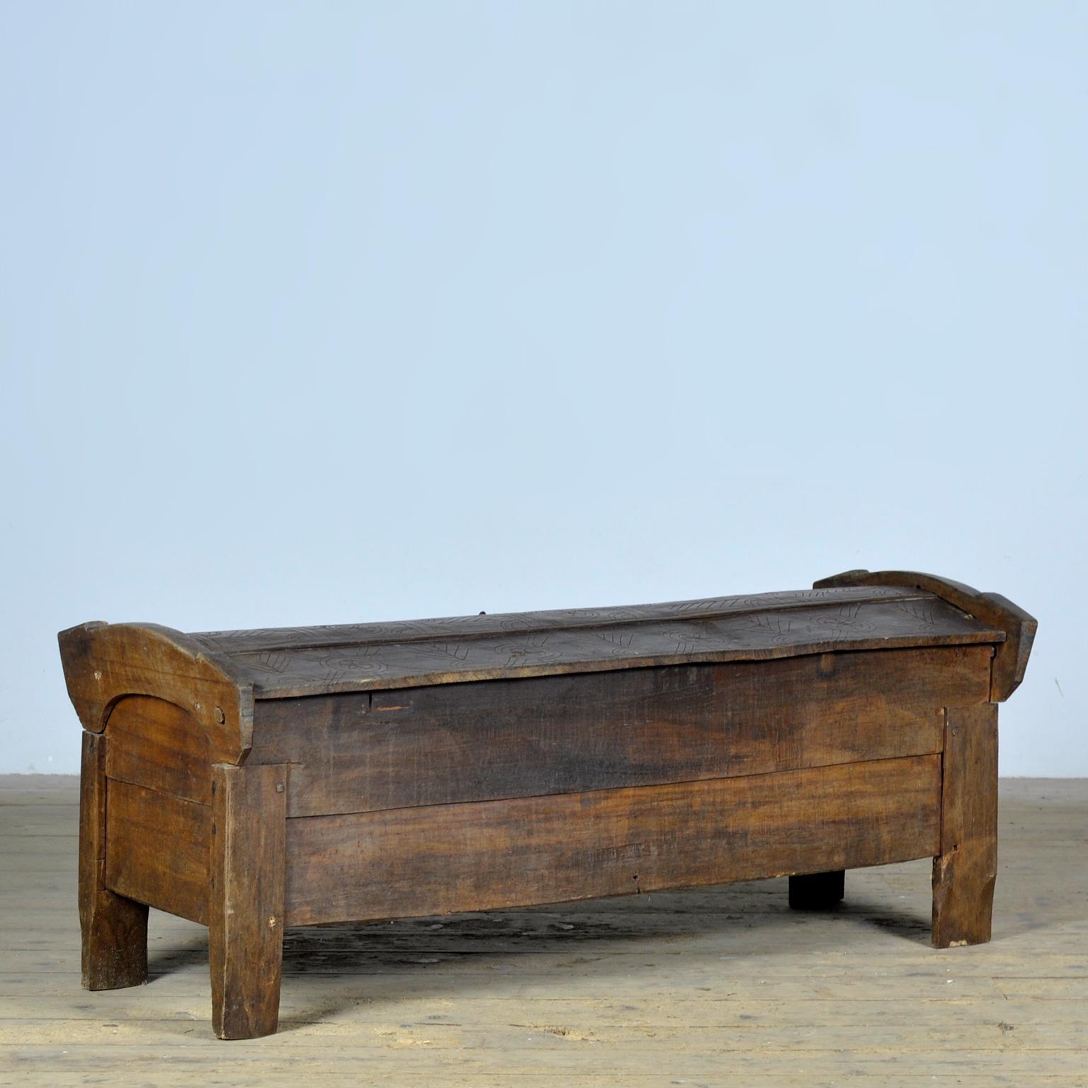 Antique shepherd’s chest, 1850s 7