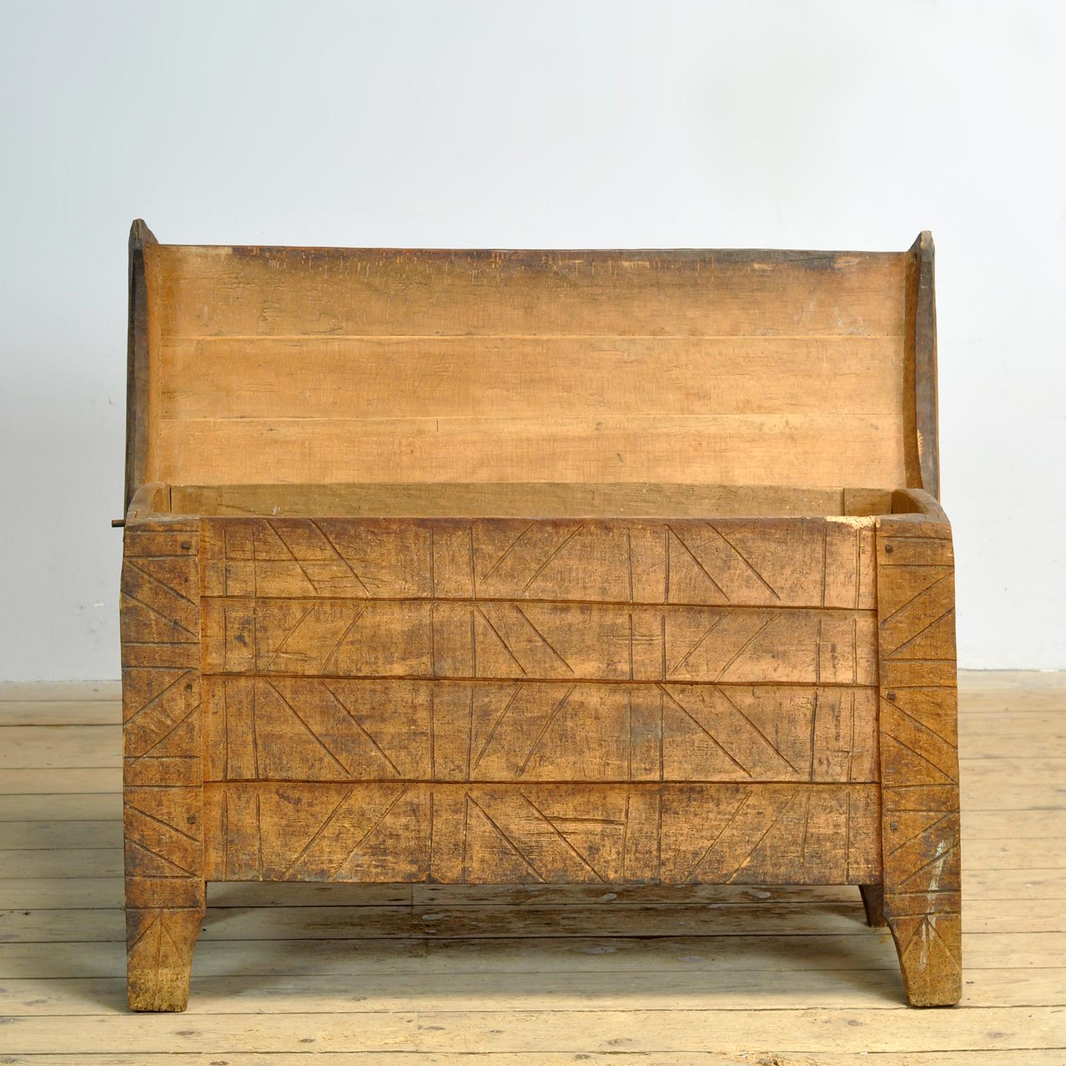 Roumain coffre de berger ancien, années 1850 en vente