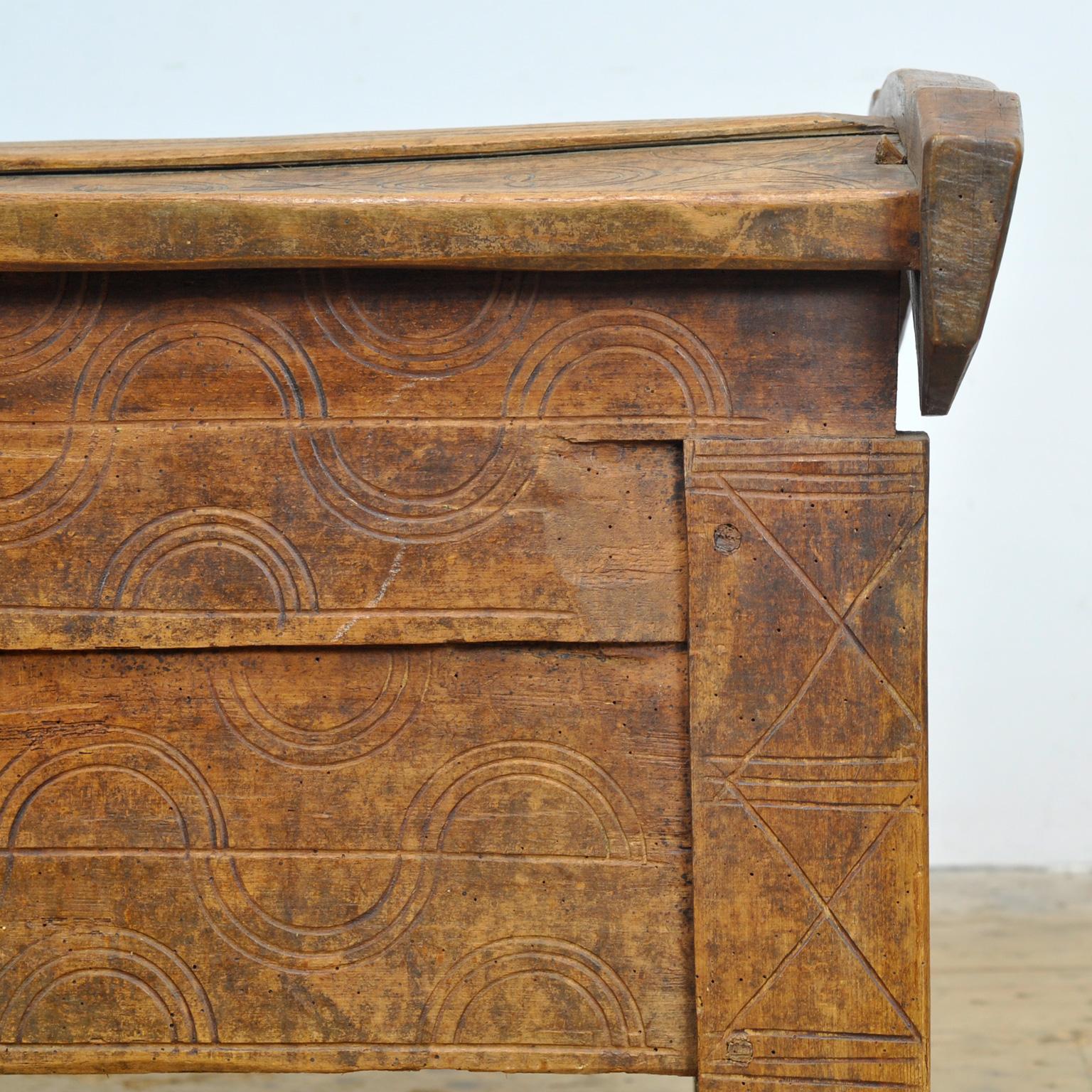 Beech antique shepherd’s chest, 1850’s For Sale