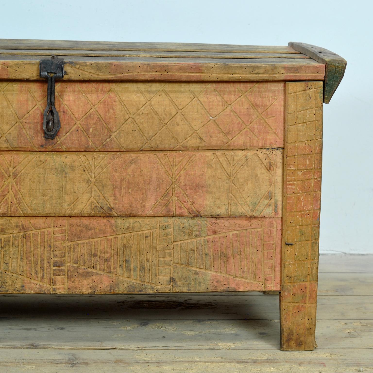 Coffre de berger antique, années 1850 en vente 1