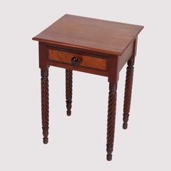 Stand ancien à un tiroir en cerisier et érable piqué Sheraton C1840